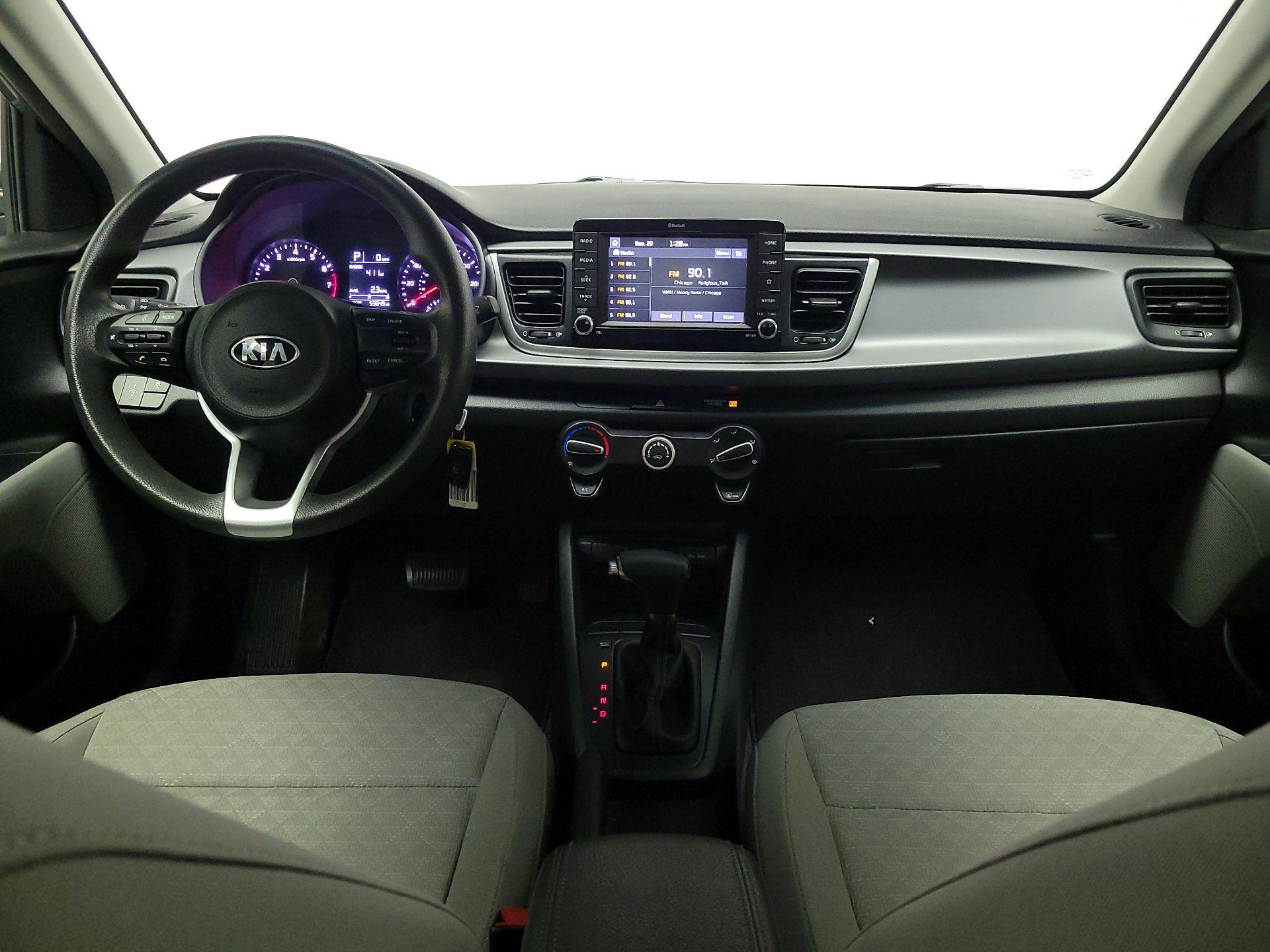 Thumbnail: 2019 Kia Rio - 9