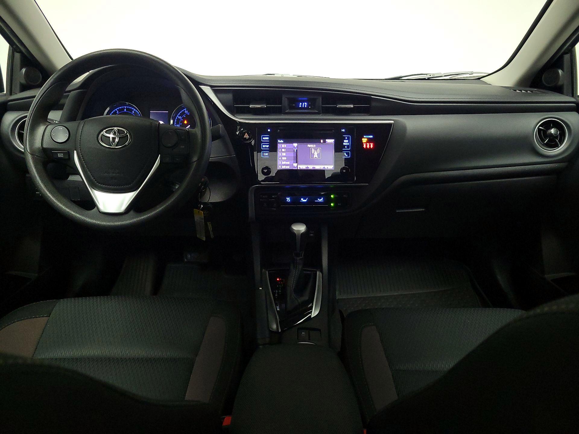 Thumbnail: 2019 Toyota Corolla - 9