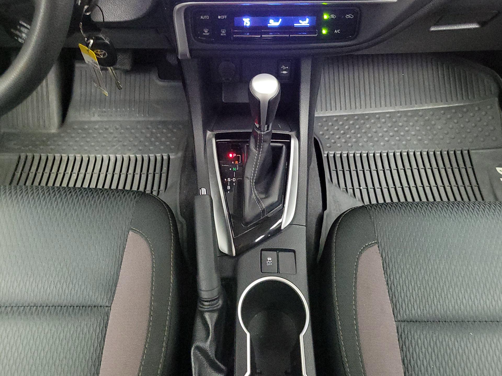 Thumbnail: 2019 Toyota Corolla - 17