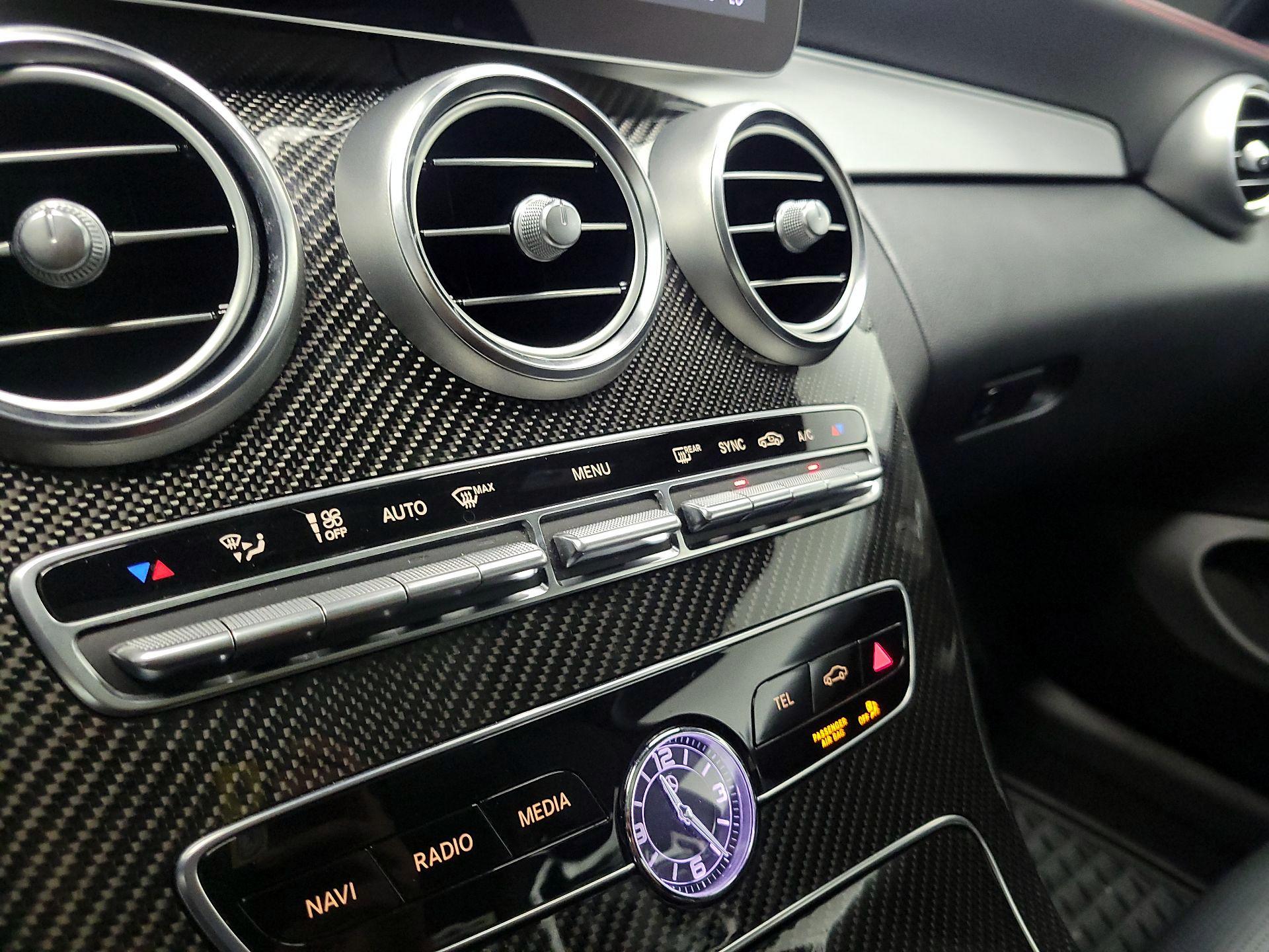 Thumbnail: 2022 Mercedes-Benz C-Class - 17