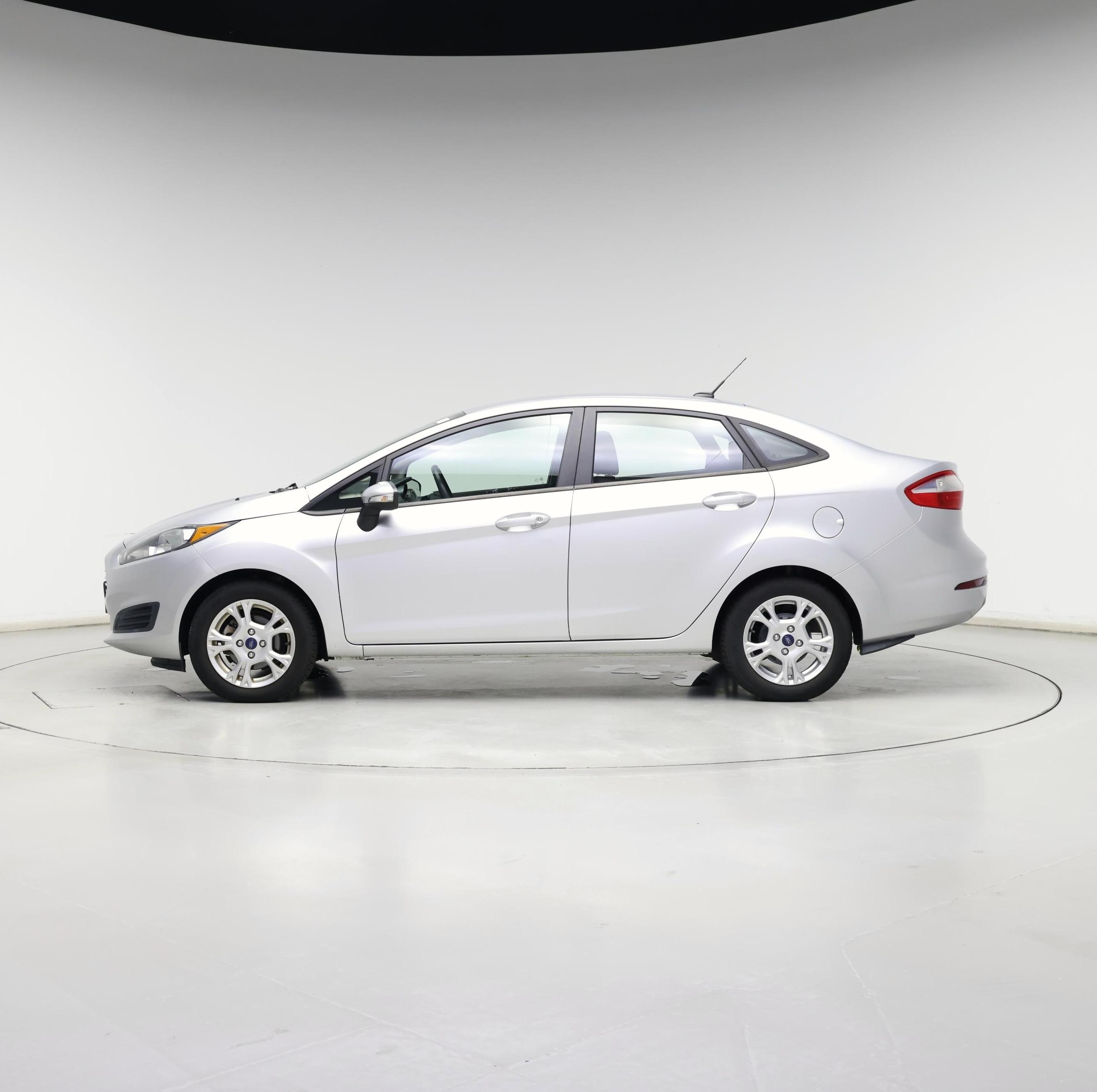 Thumbnail: 2015 Ford Fiesta - 3