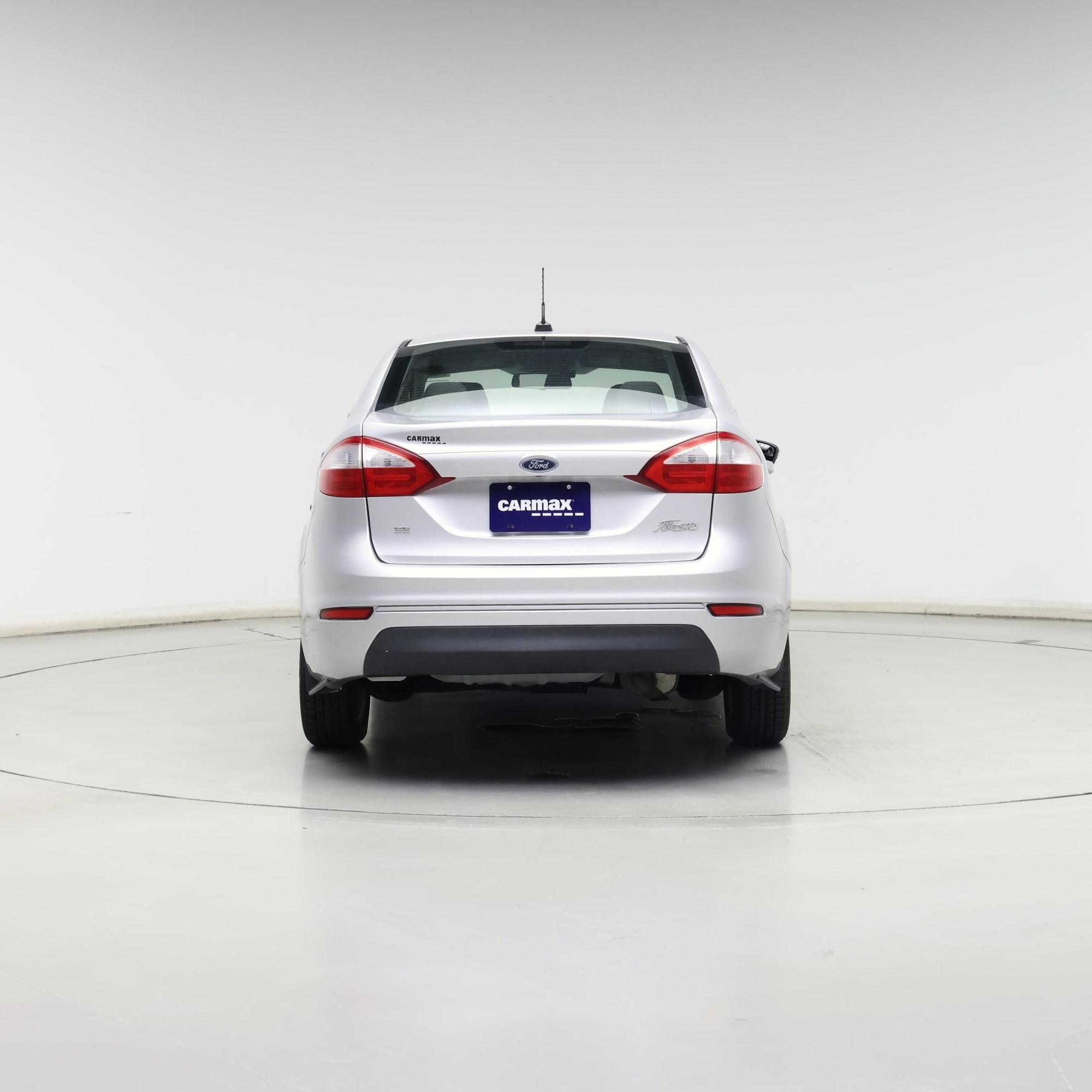 Thumbnail: 2015 Ford Fiesta - 6