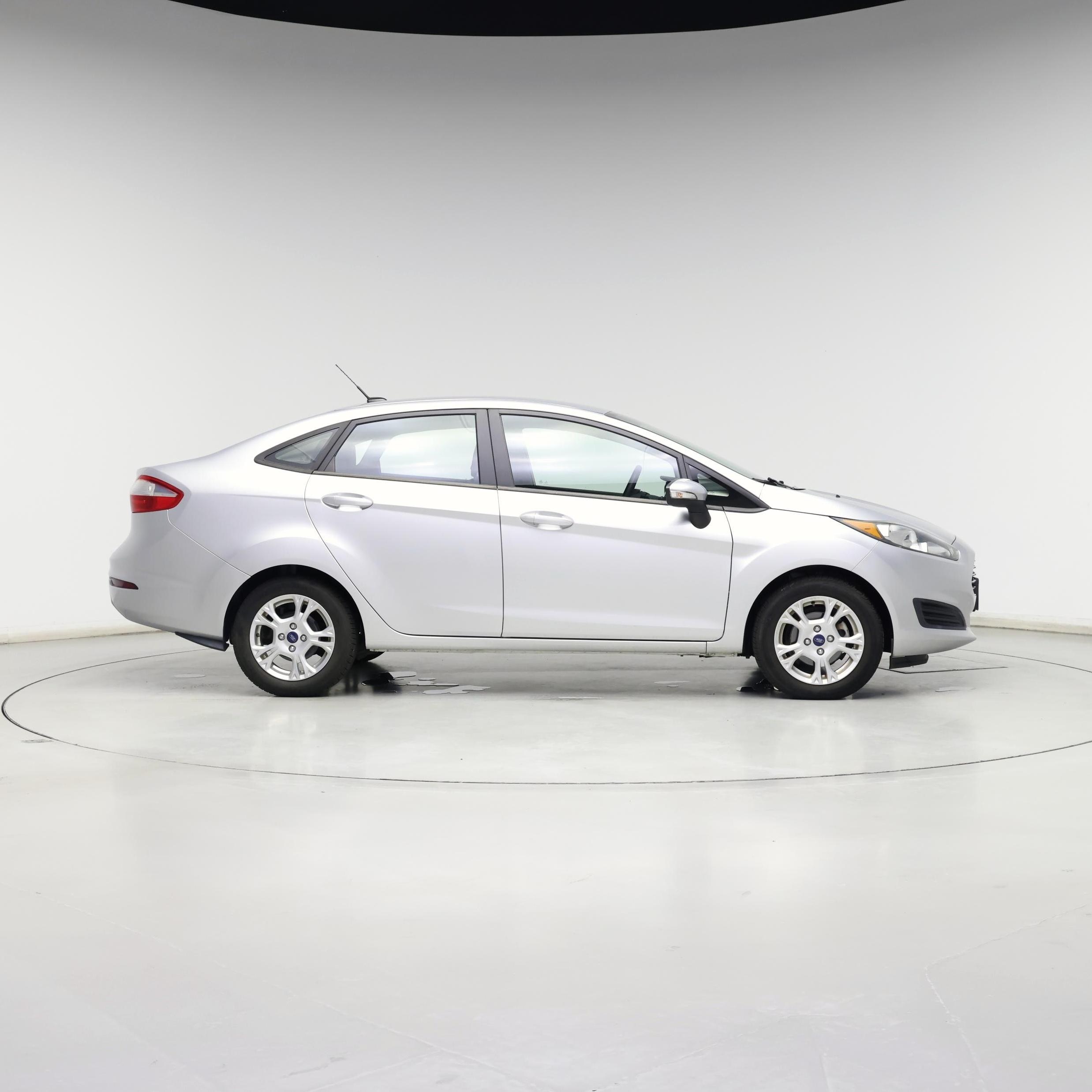 Thumbnail: 2015 Ford Fiesta - 7