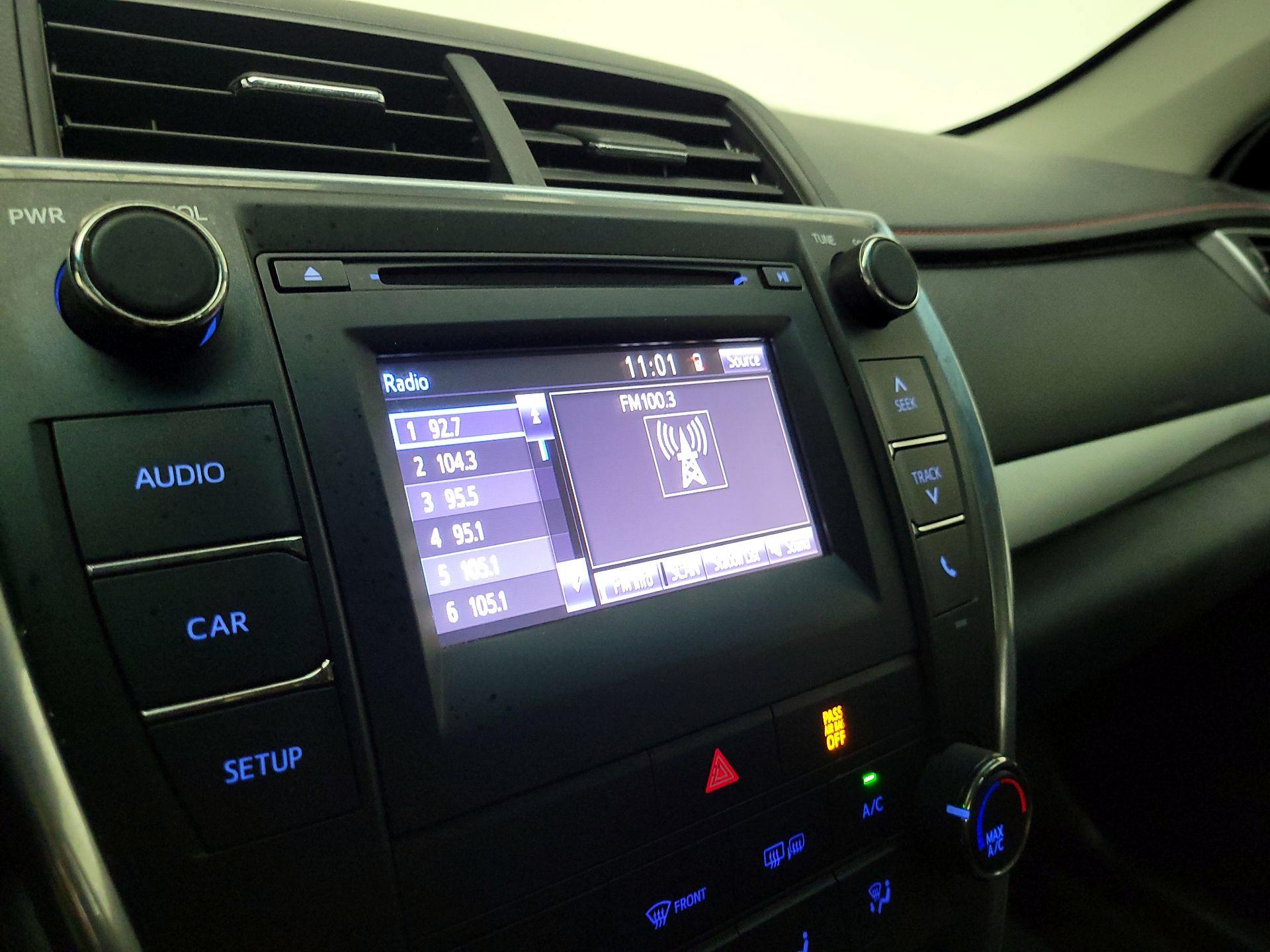 Thumbnail: 2015 Toyota Camry - 15