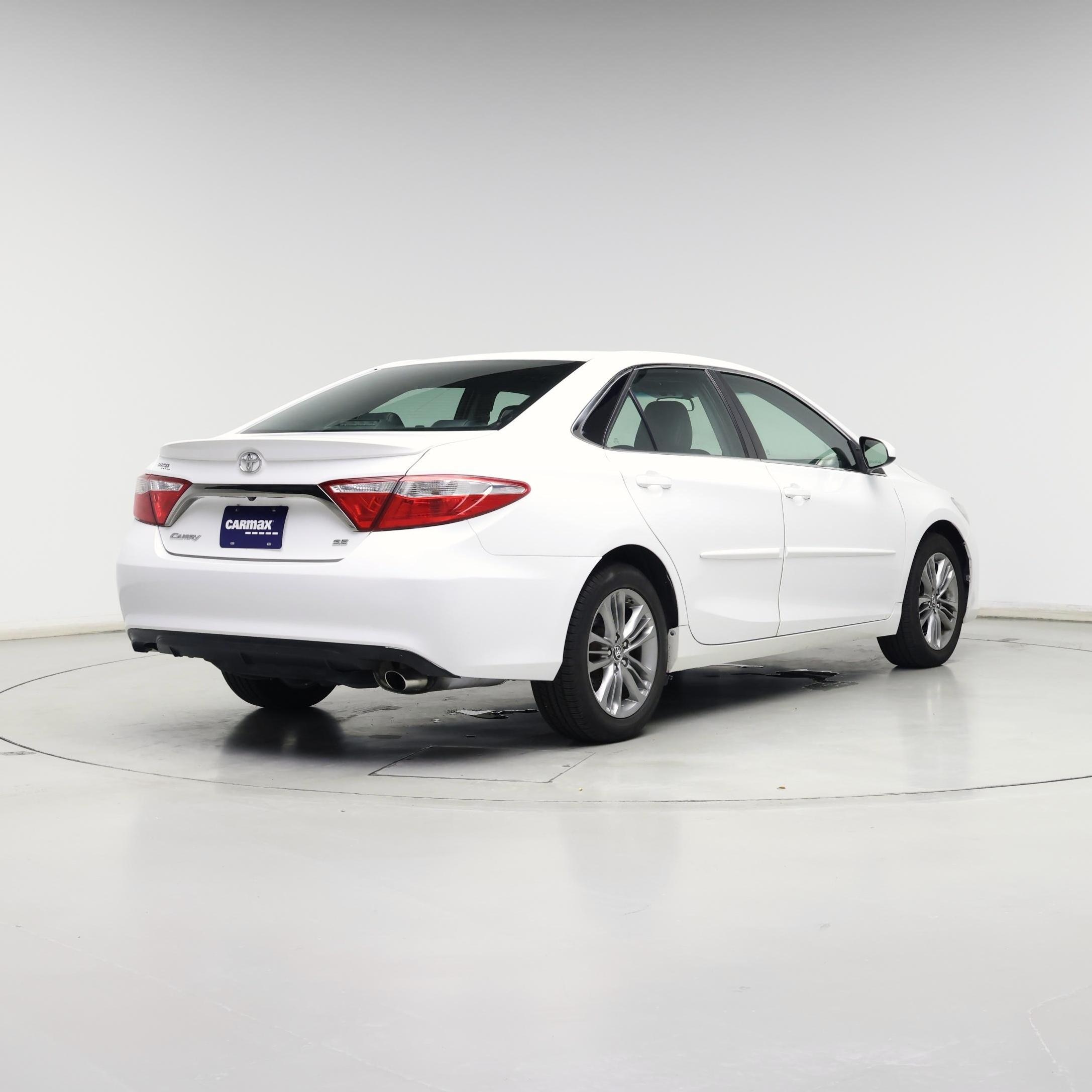 Thumbnail: 2015 Toyota Camry - 8