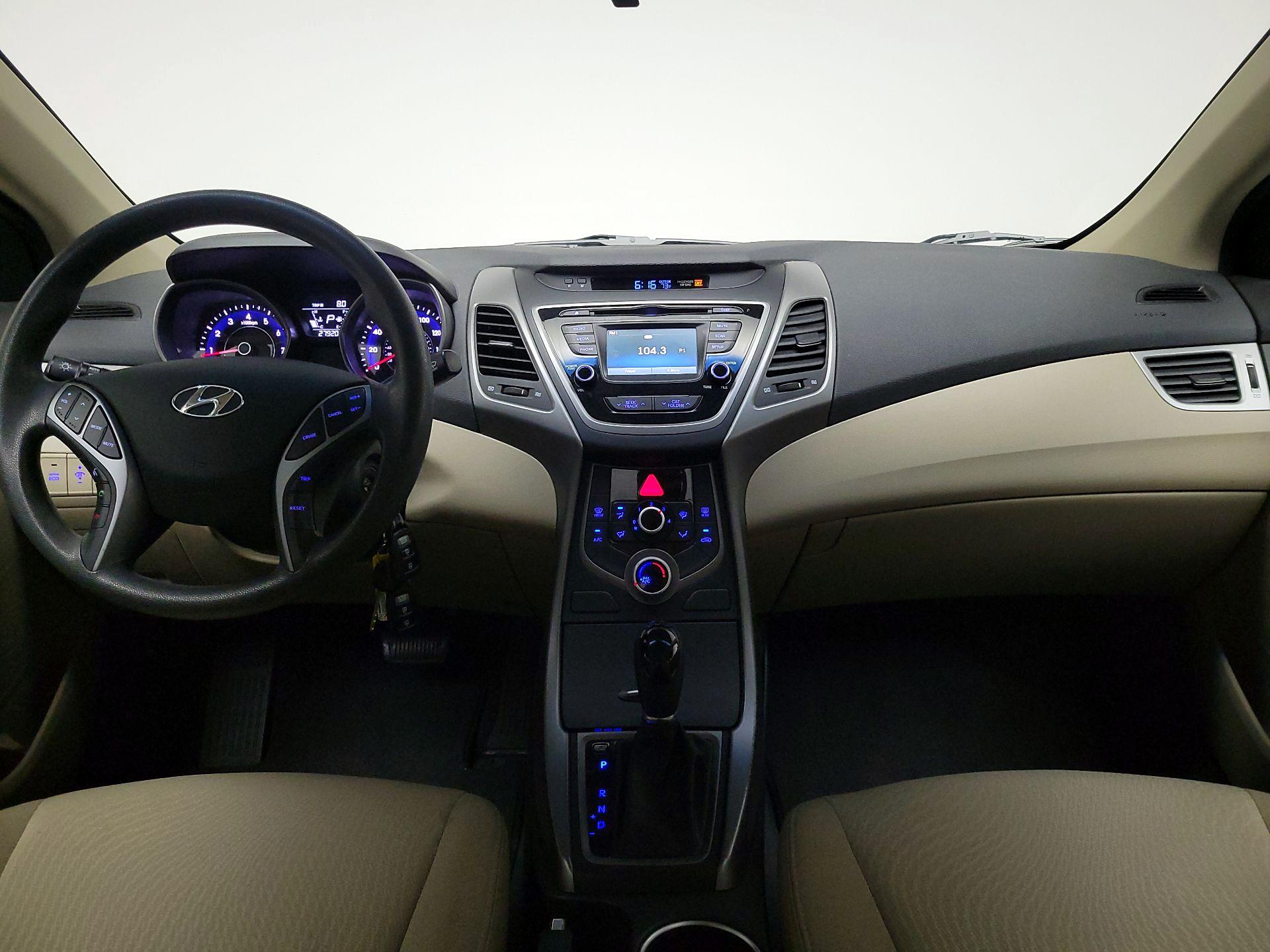 Thumbnail: 2016 Hyundai Elantra - 9