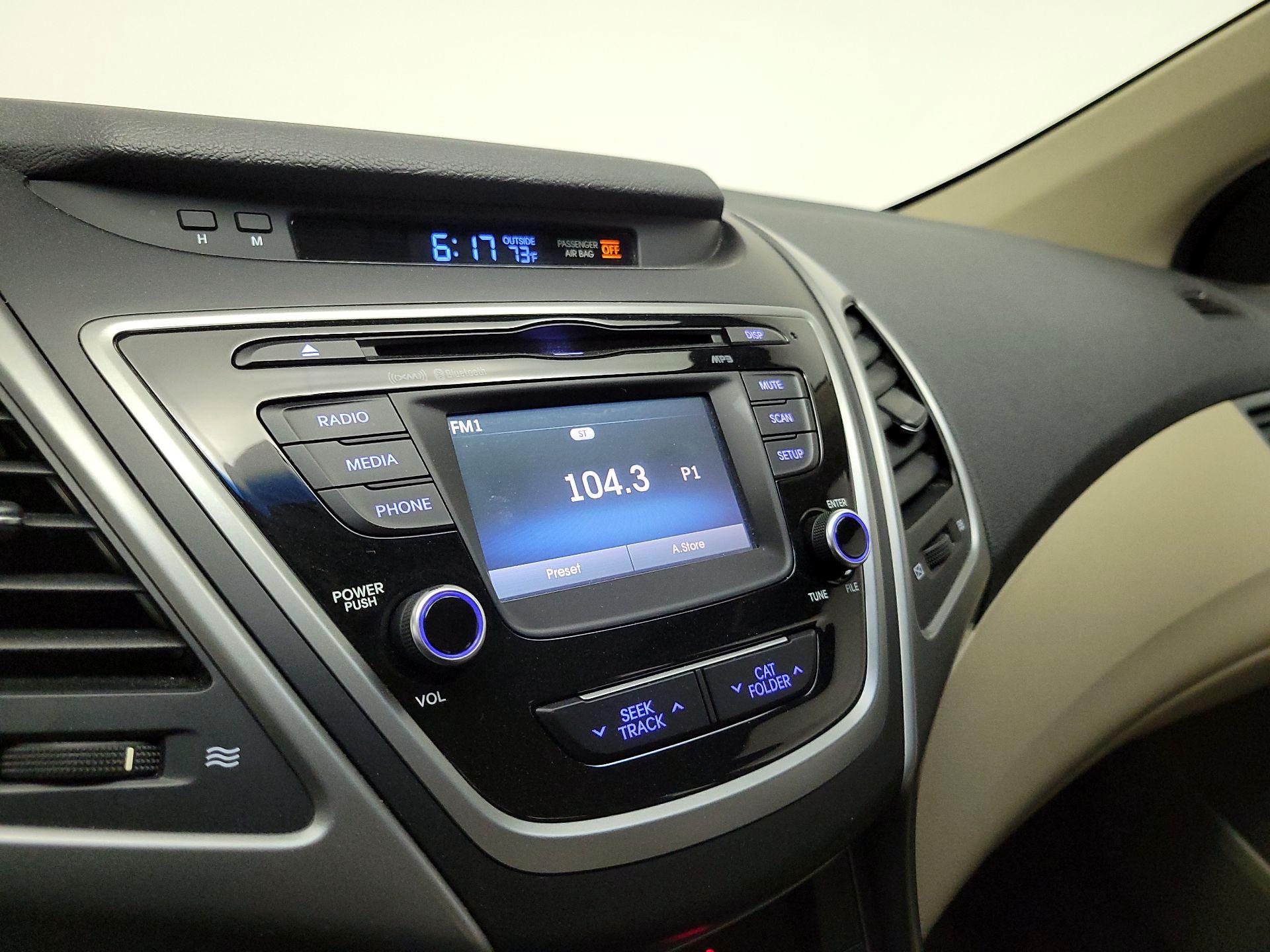 Thumbnail: 2016 Hyundai Elantra - 15