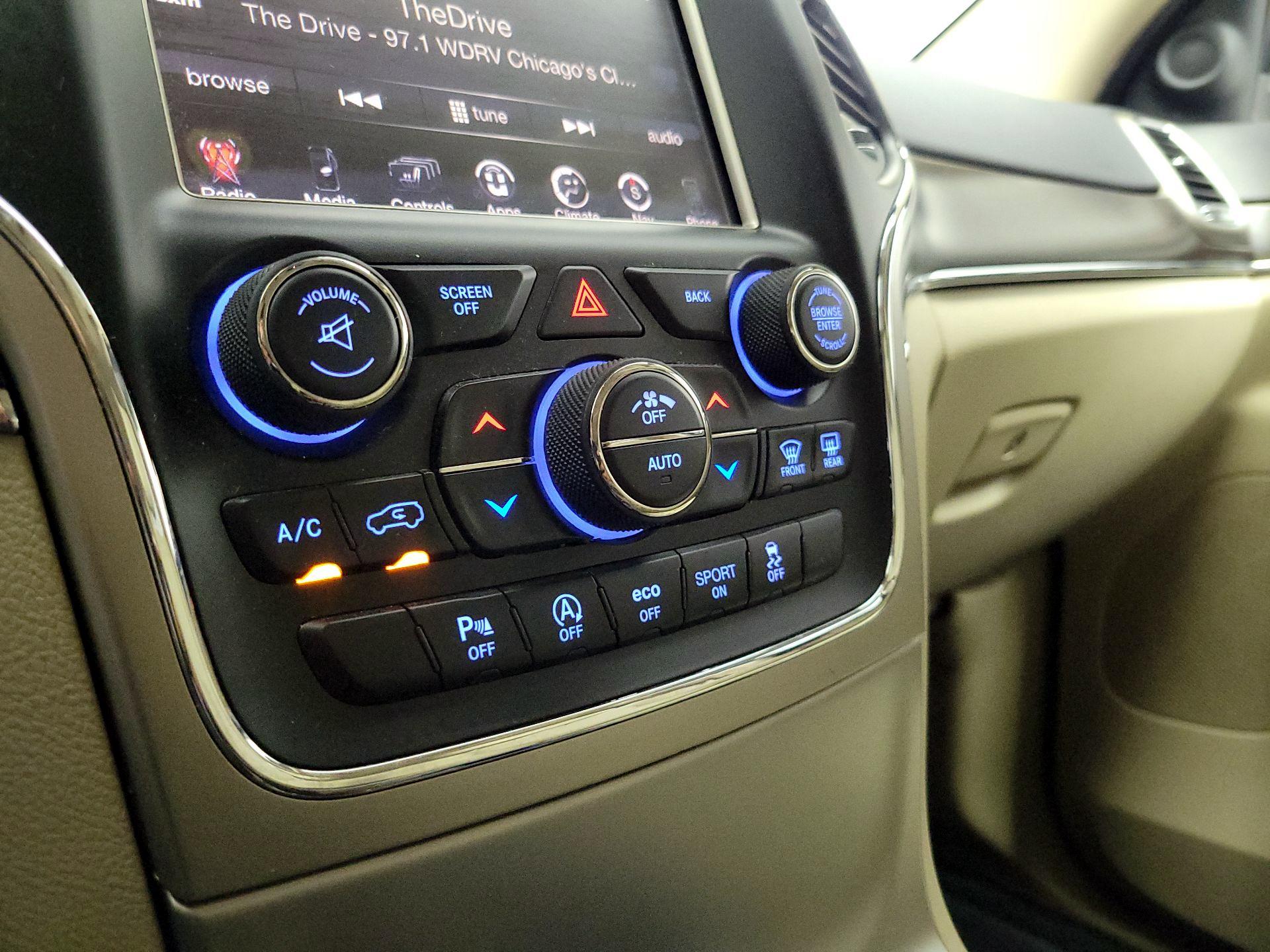 Thumbnail: 2017 Jeep Grand Cherokee - 17