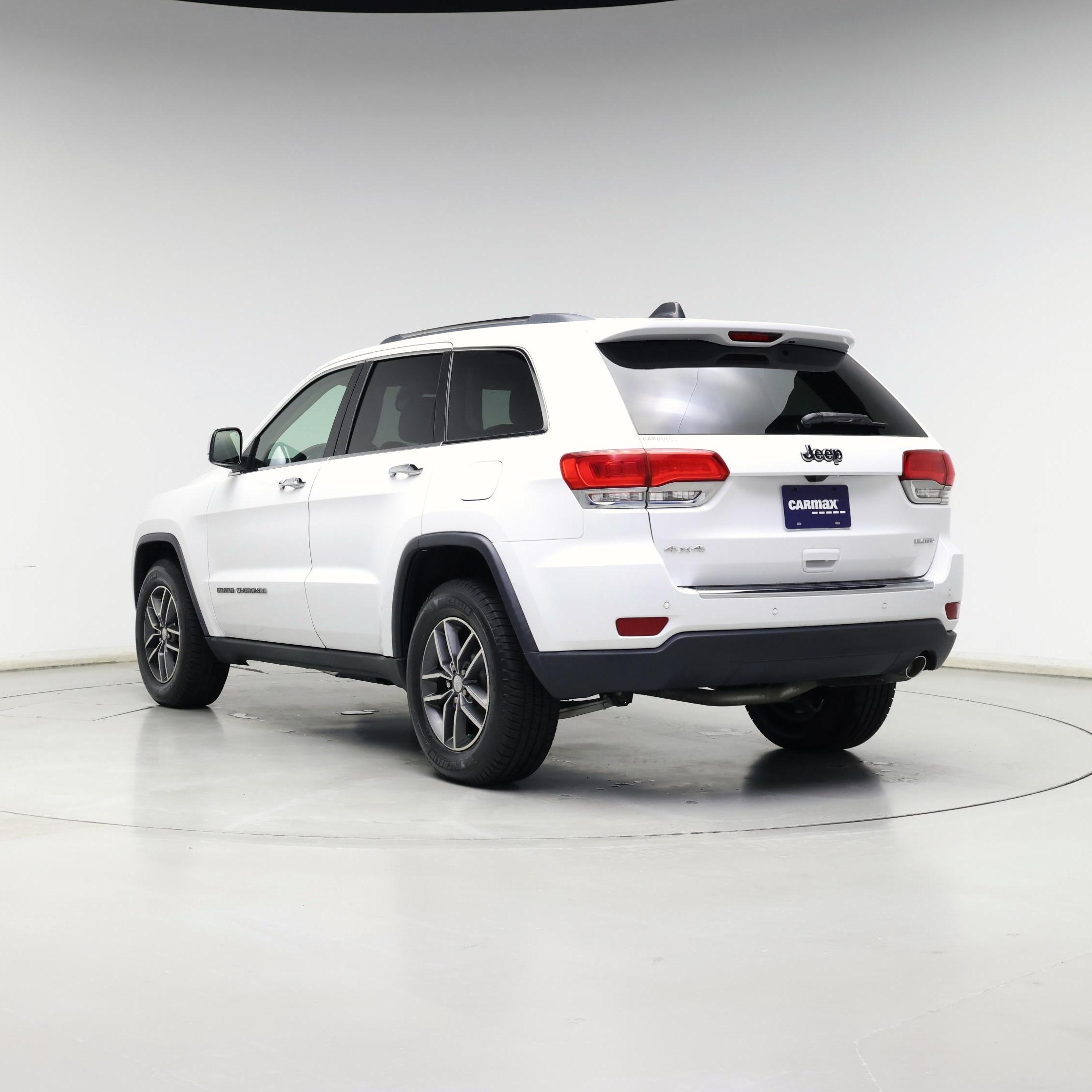 Thumbnail: 2017 Jeep Grand Cherokee - 2