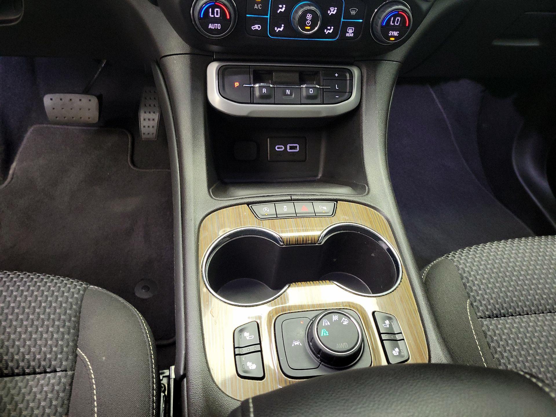 Thumbnail: 2022 GMC Acadia - 17