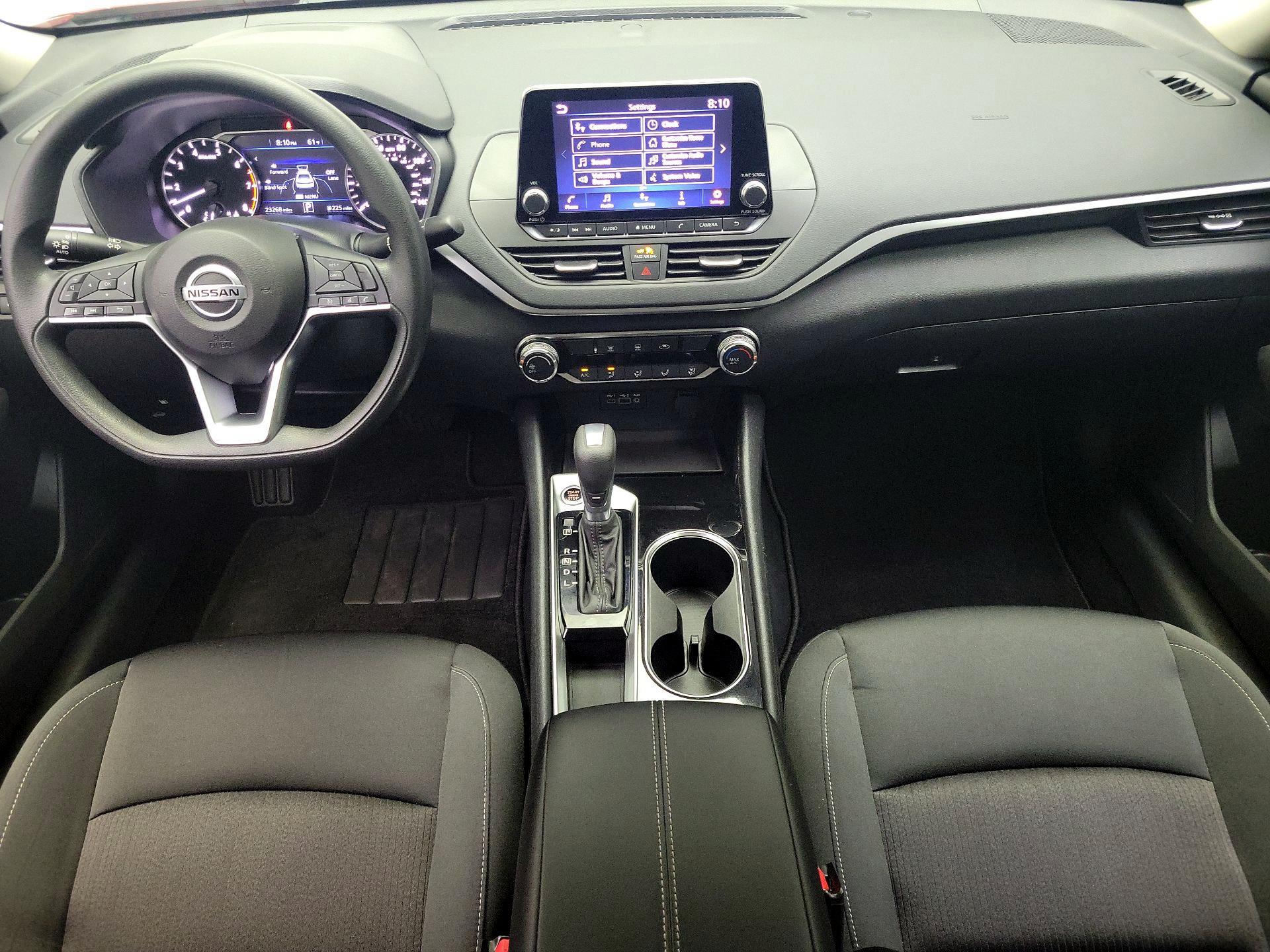Thumbnail: 2021 Nissan Altima - 9