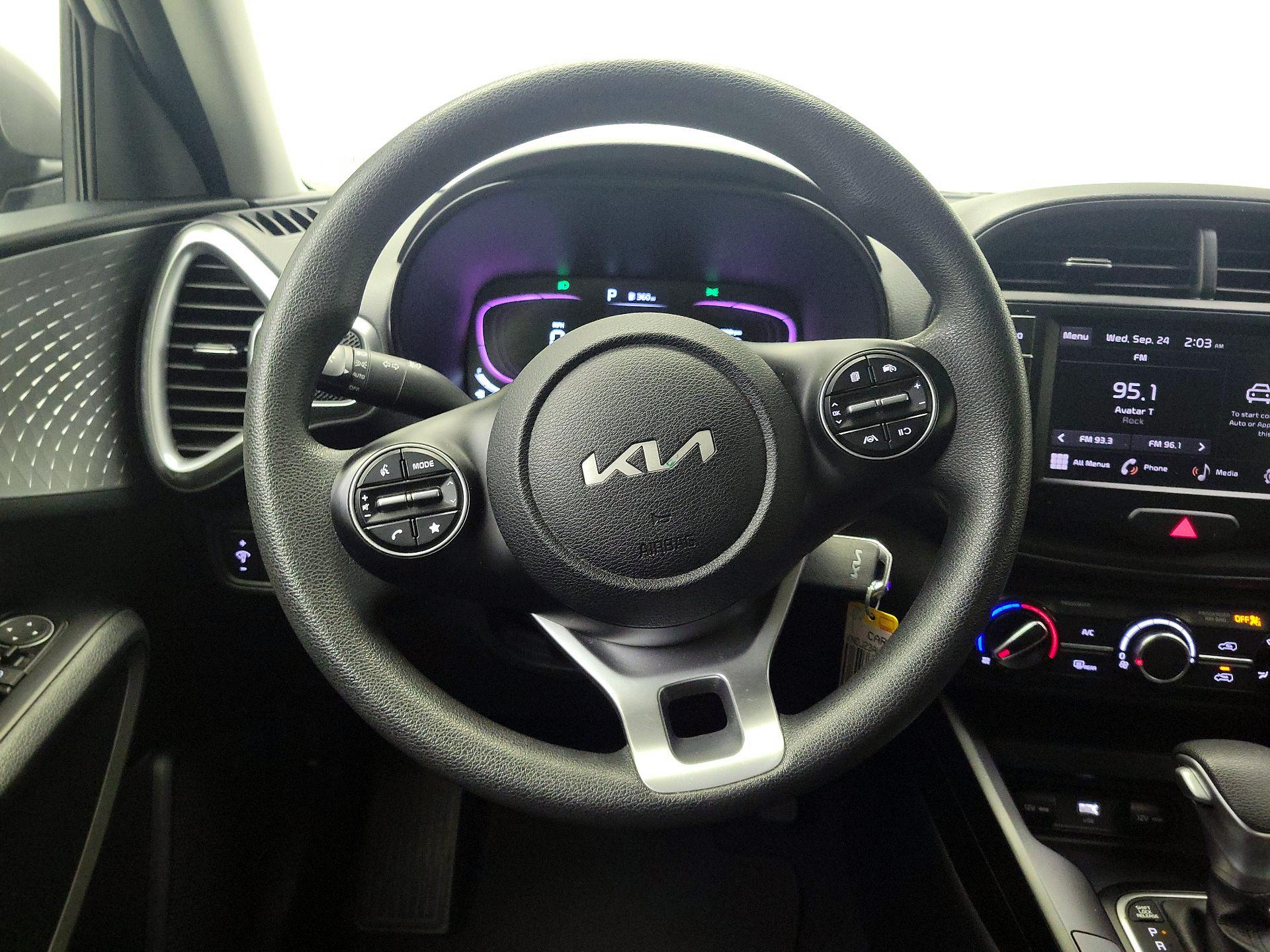 Thumbnail: 2023 Kia Soul - 10