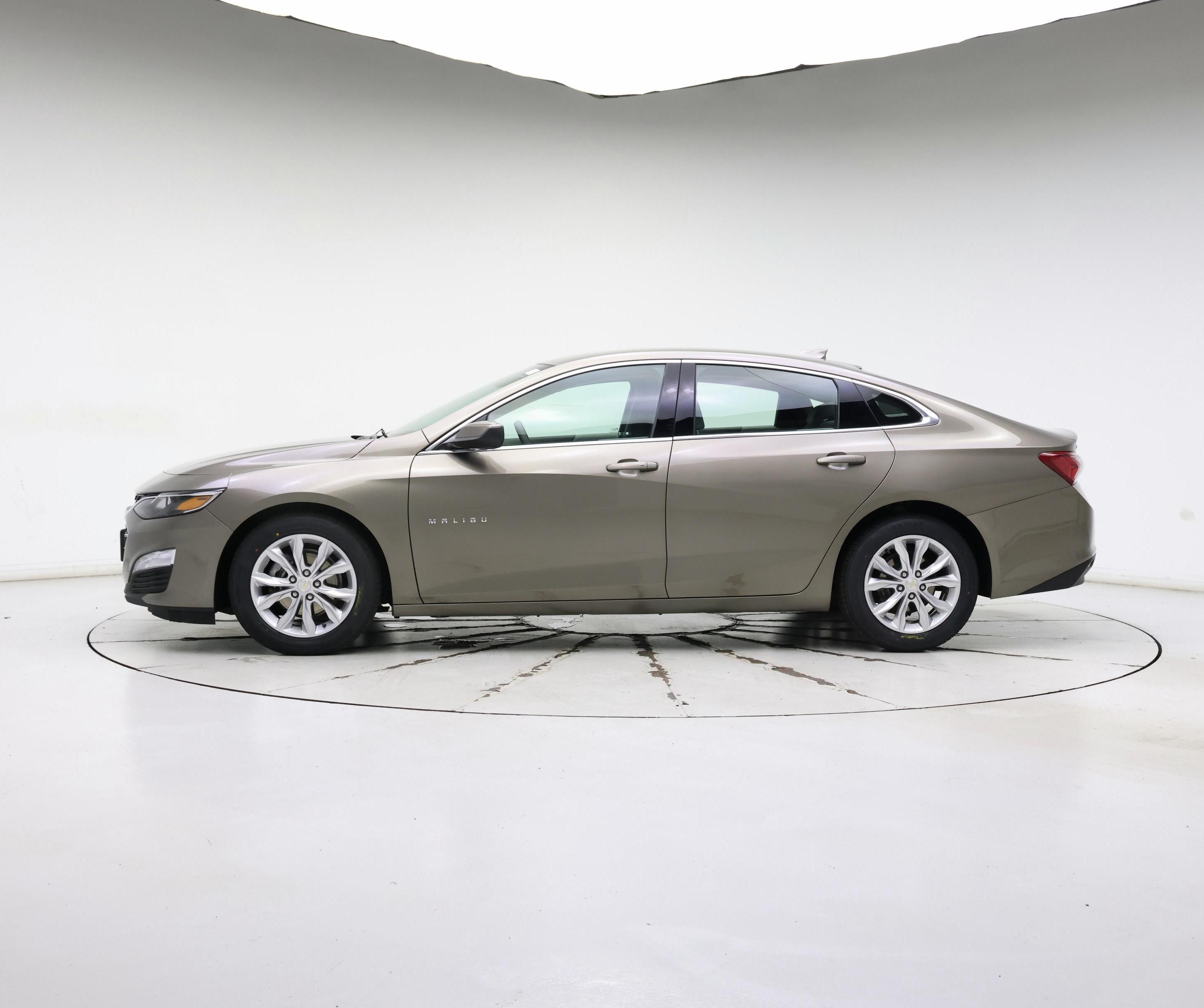 Thumbnail: 2020 Chevrolet Malibu - 3