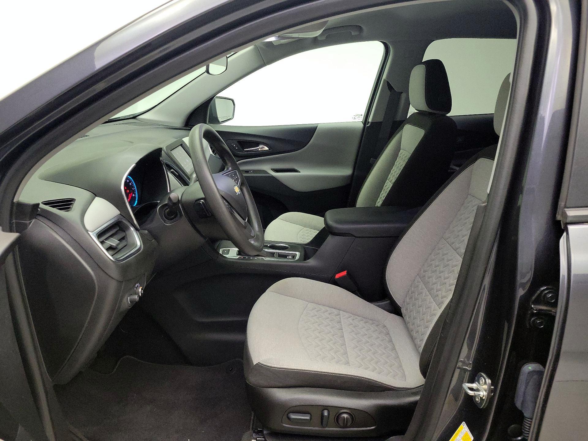 Thumbnail: 2022 Chevrolet Equinox - 11