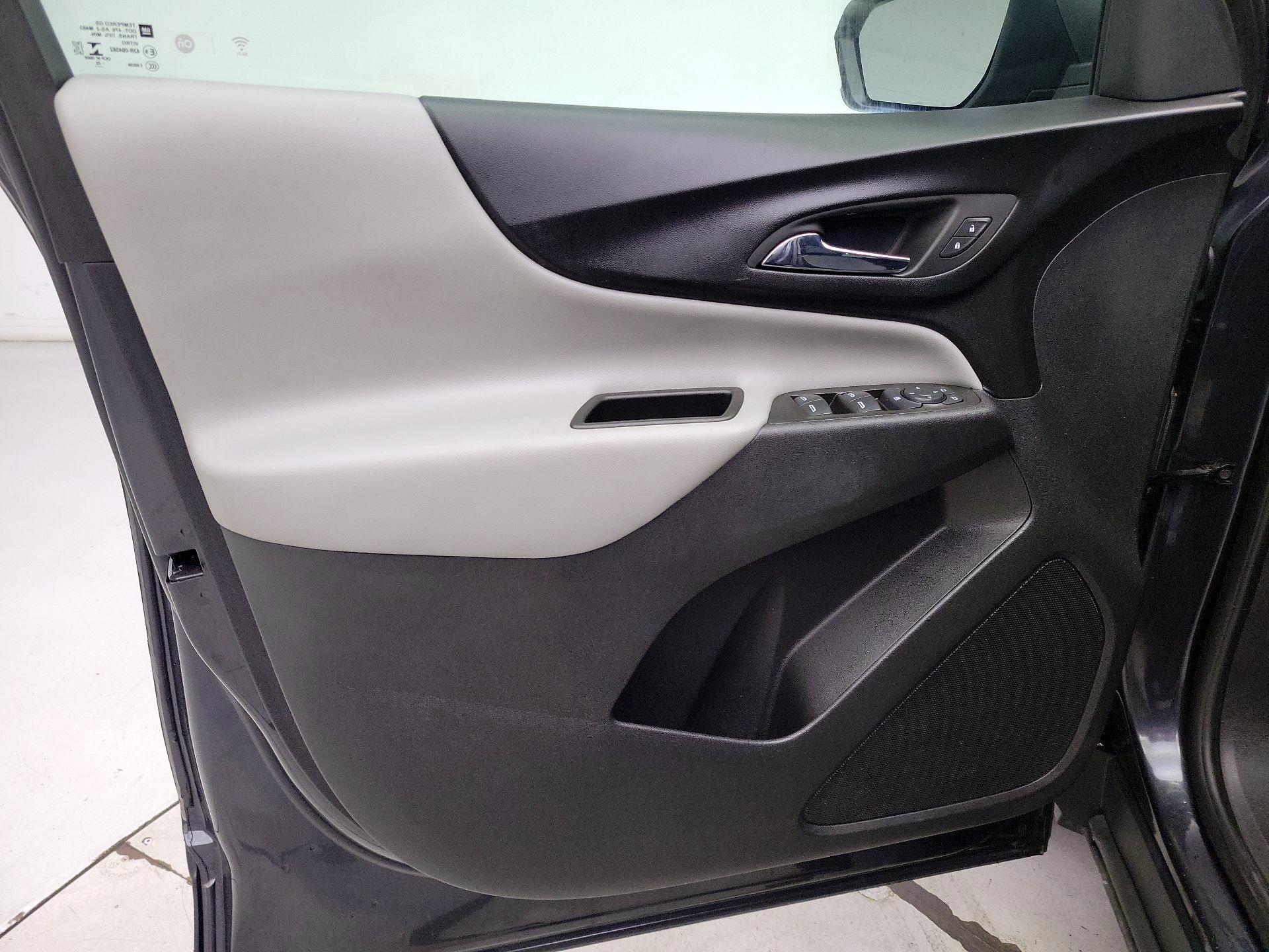 Thumbnail: 2022 Chevrolet Equinox - 12