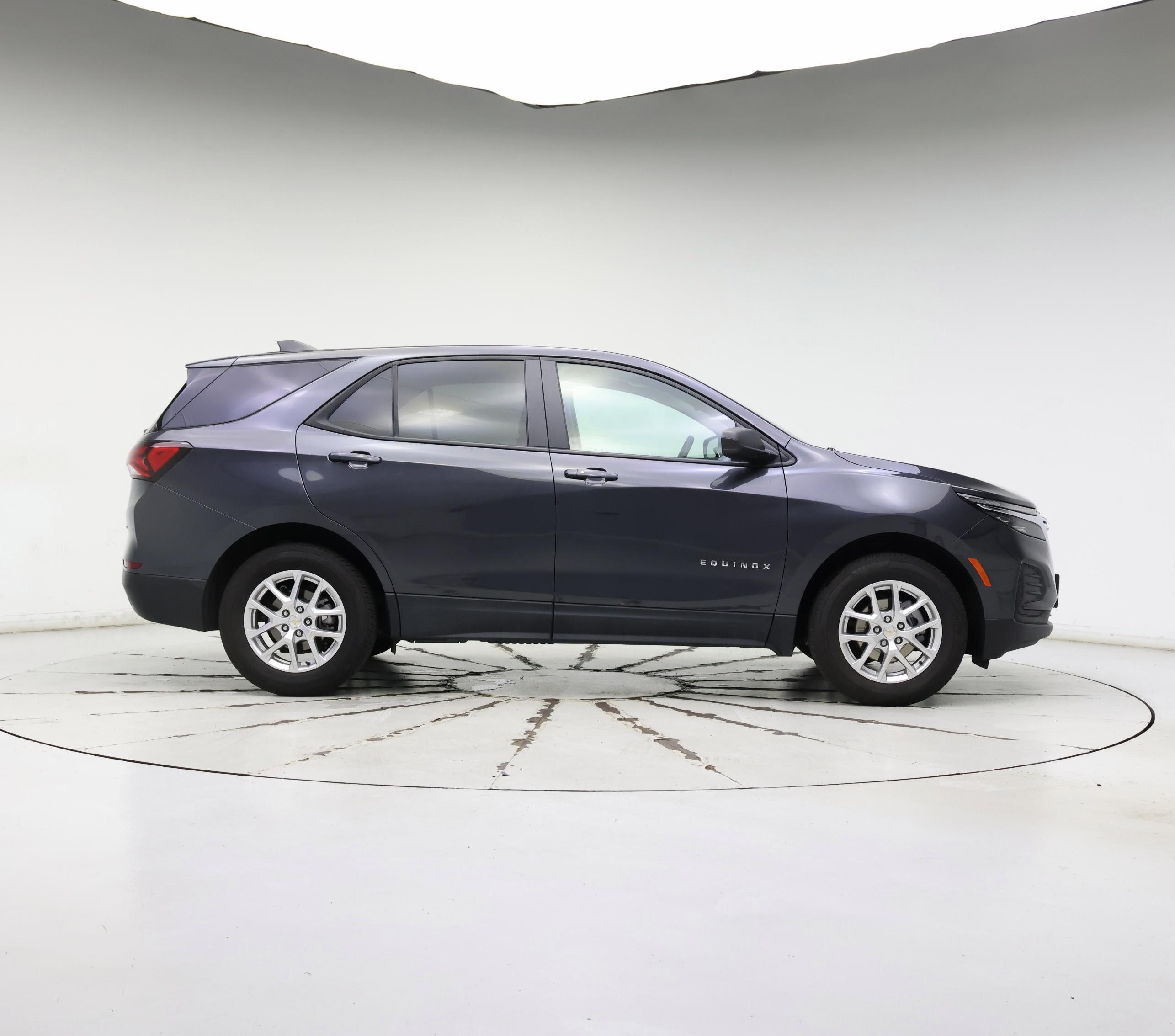 Thumbnail: 2022 Chevrolet Equinox - 7