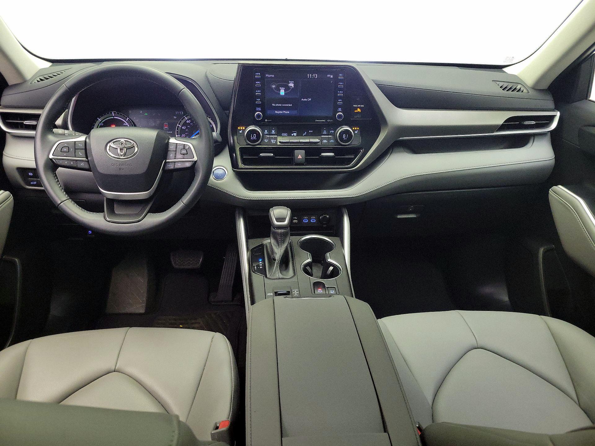 Thumbnail: 2022 Toyota Highlander - 9