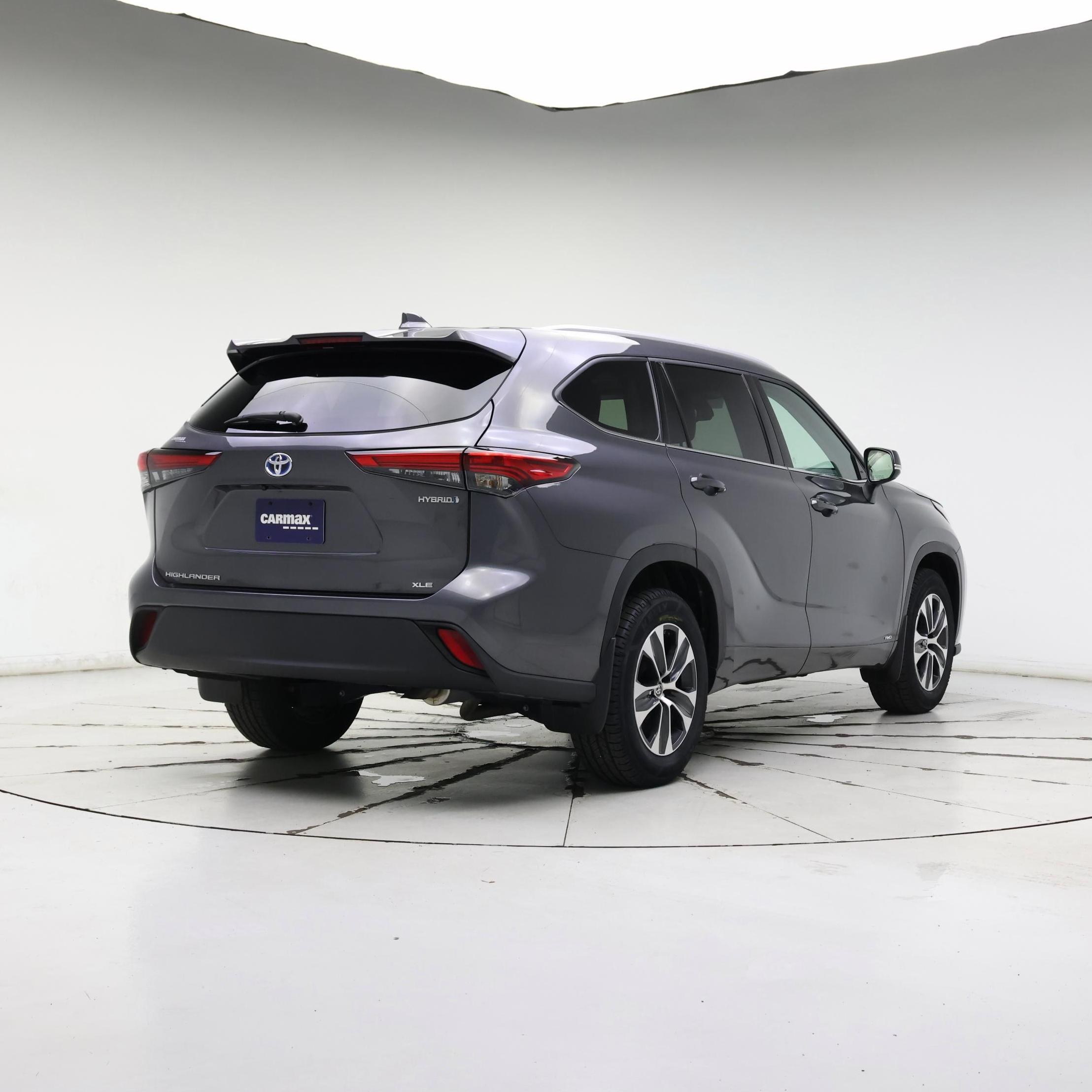 Thumbnail: 2022 Toyota Highlander - 8