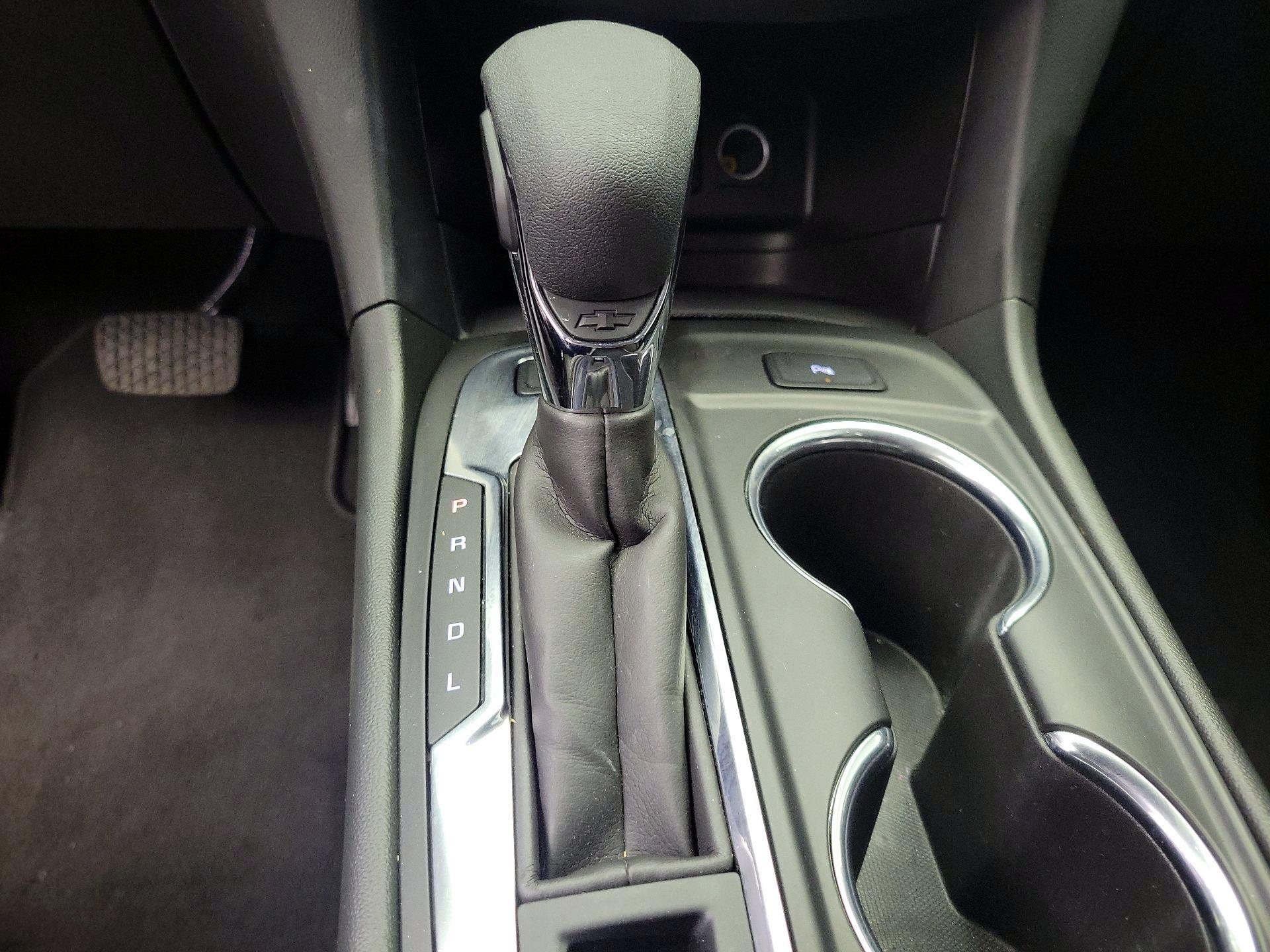 Thumbnail: 2023 Chevrolet Equinox - 16
