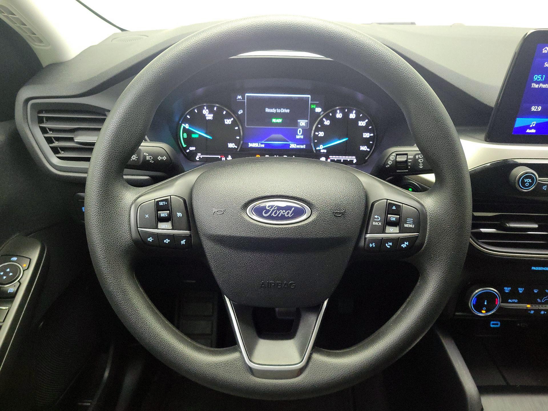 Thumbnail: 2022 Ford Escape - 10