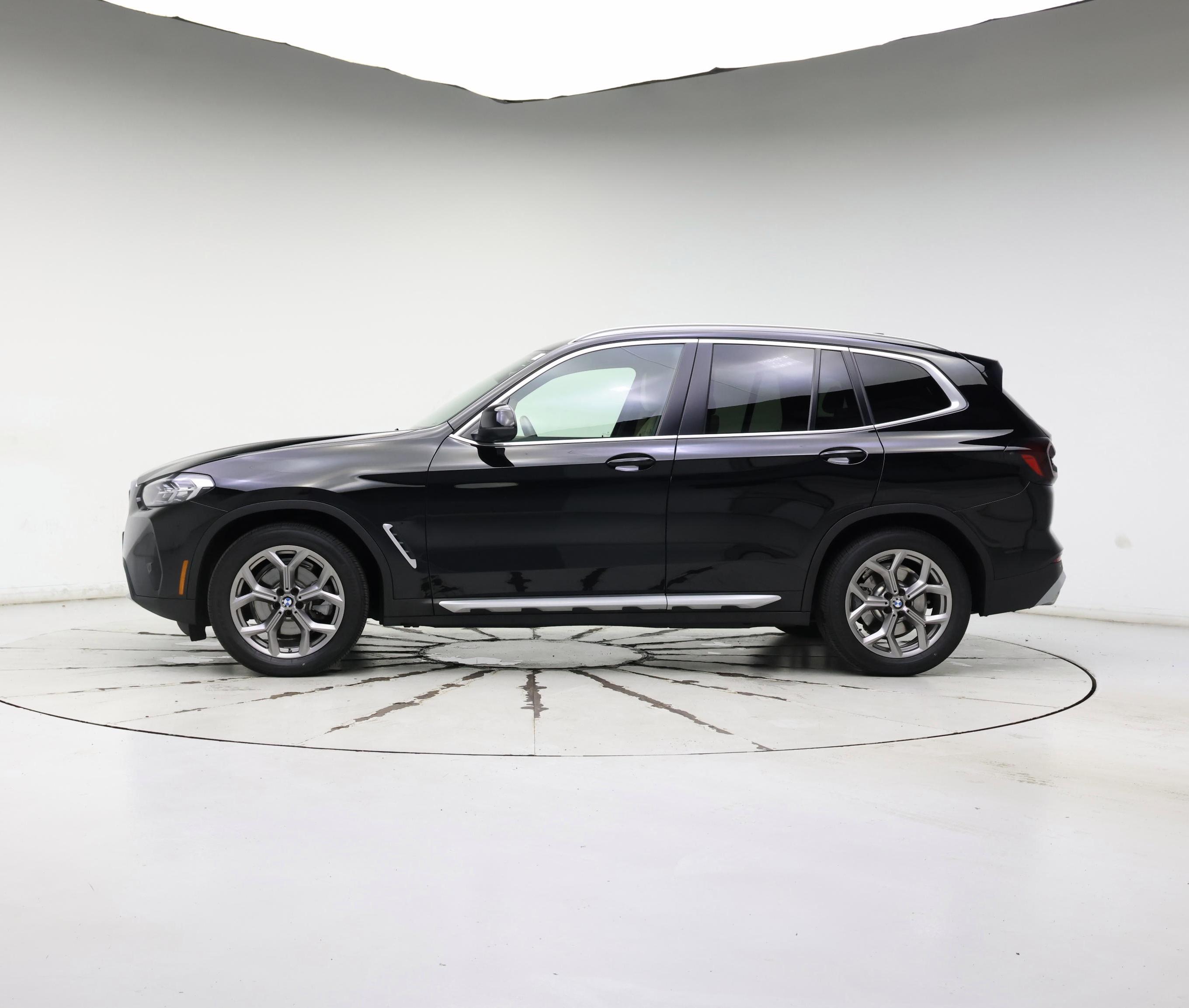 Thumbnail: 2022 BMW X3 - 3