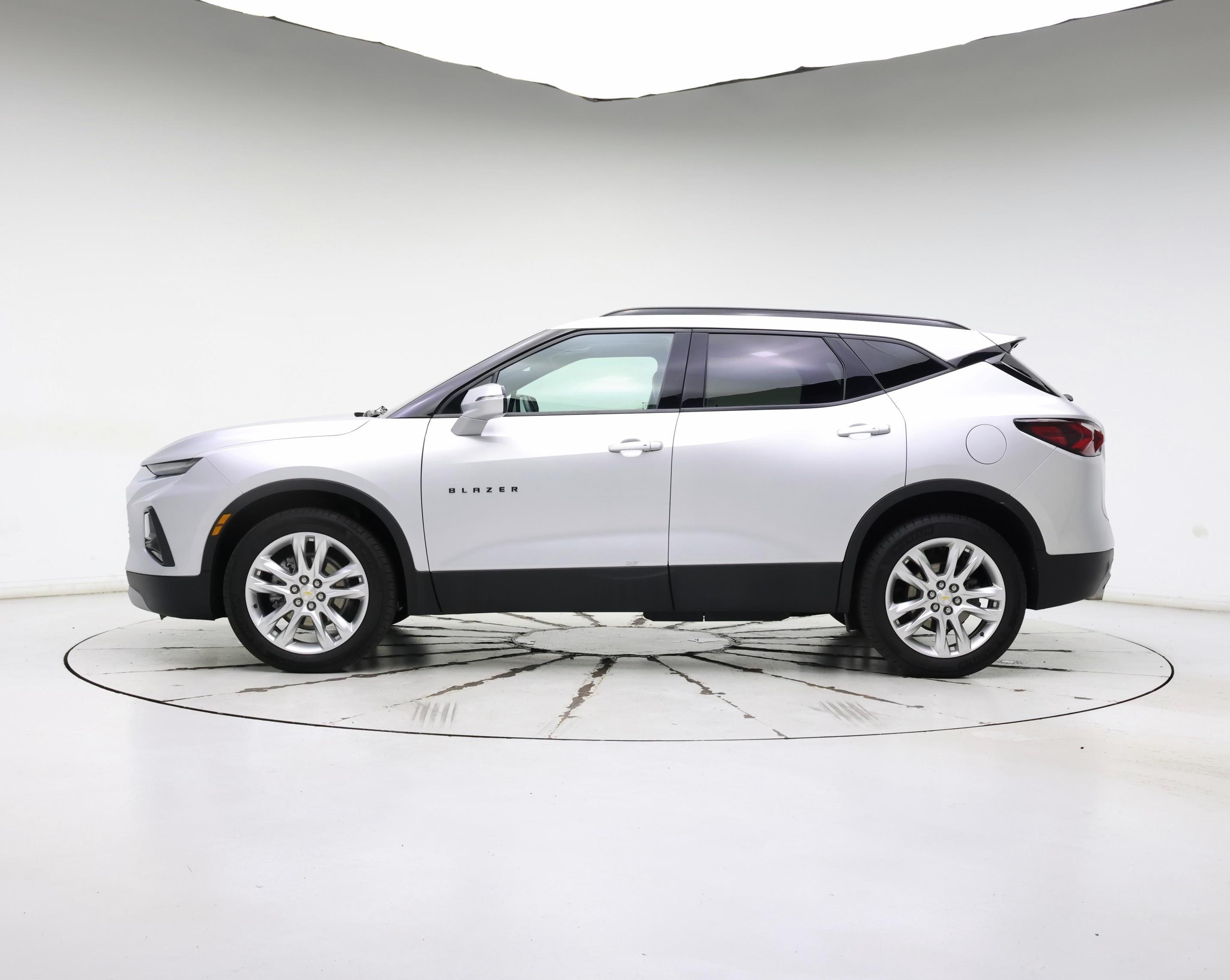 Thumbnail: 2022 Chevrolet Blazer - 3