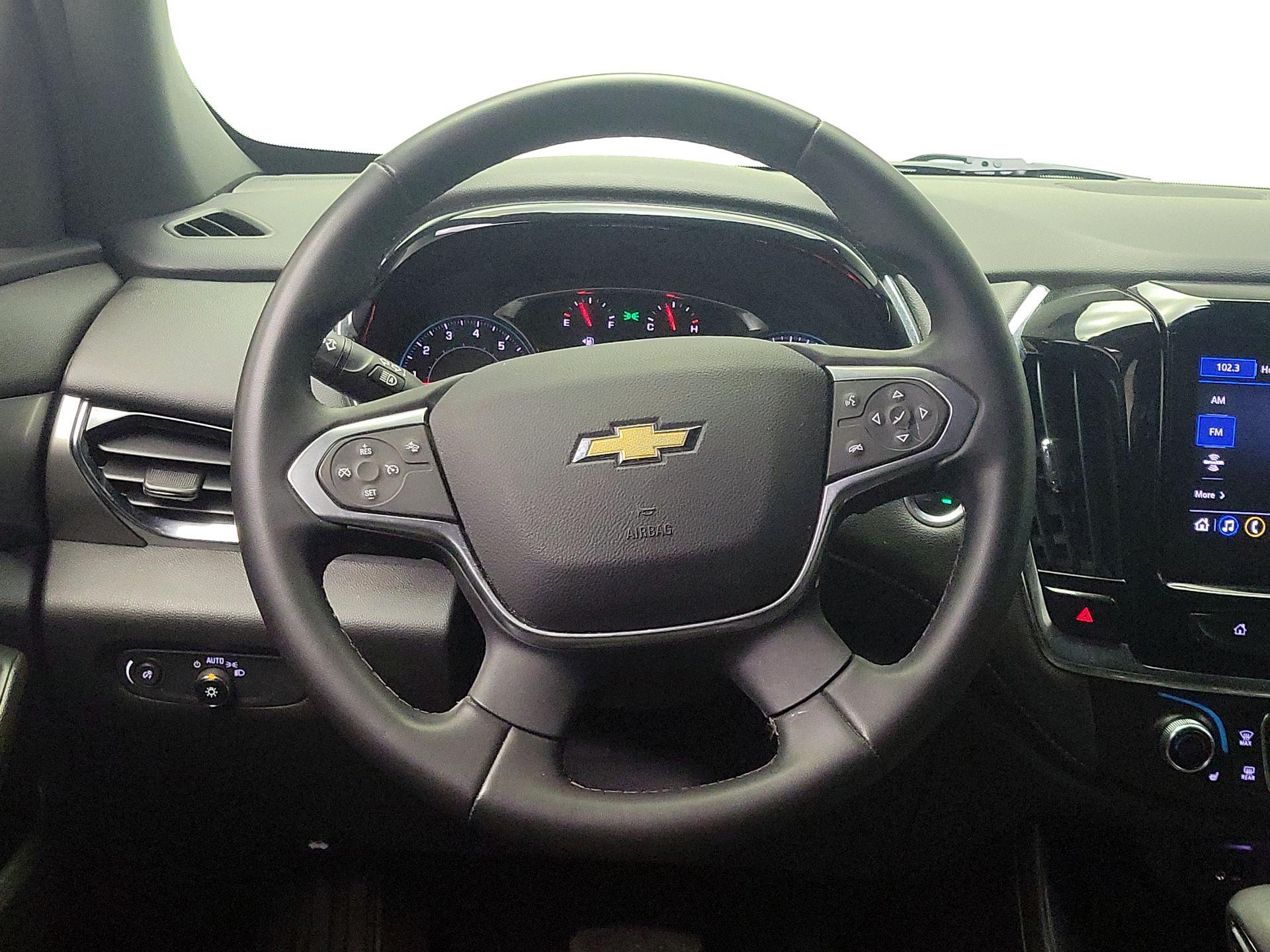 Thumbnail: 2023 Chevrolet Traverse - 10