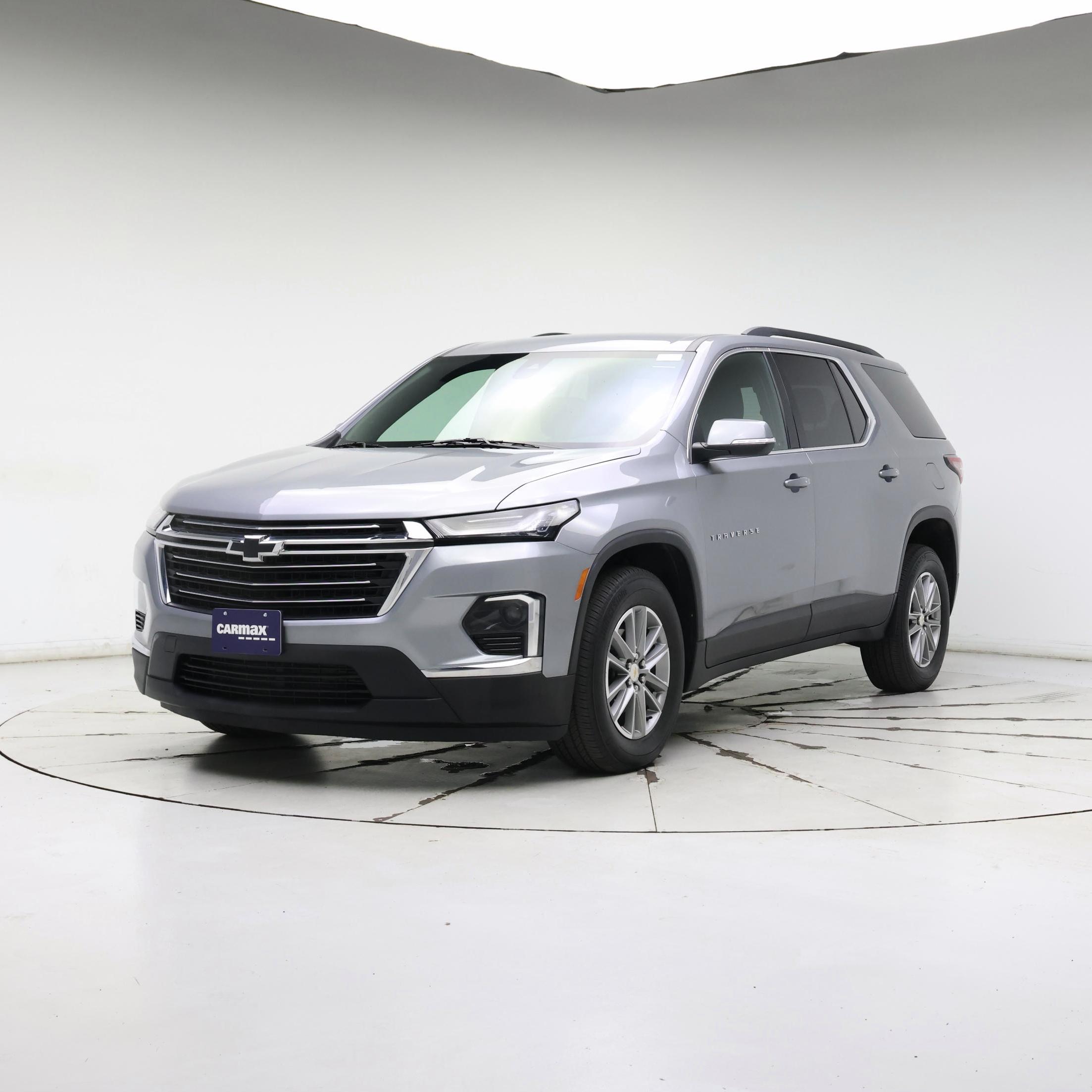 Thumbnail: 2023 Chevrolet Traverse - 4