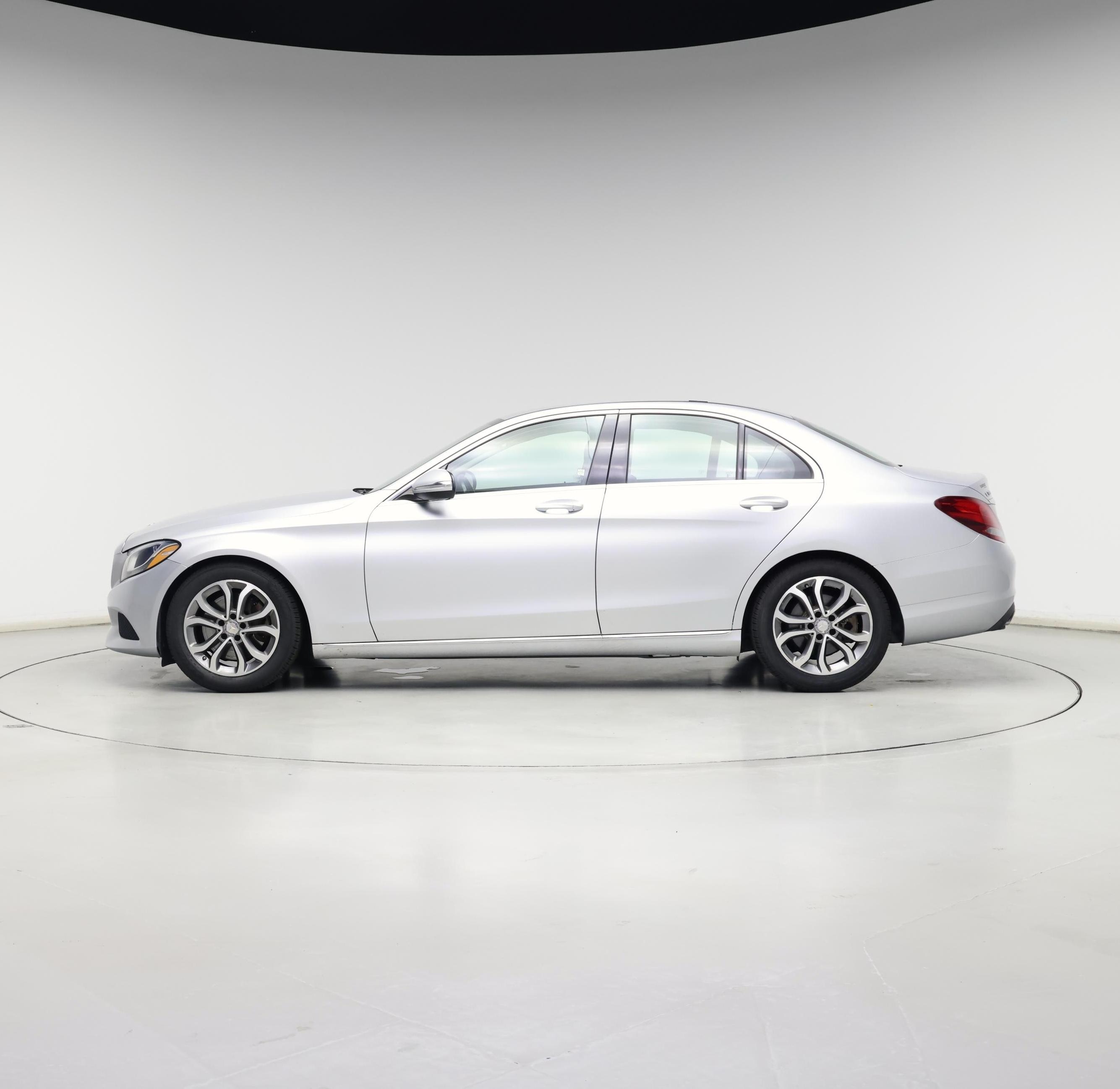 Thumbnail: 2015 Mercedes-Benz C-Class - 3