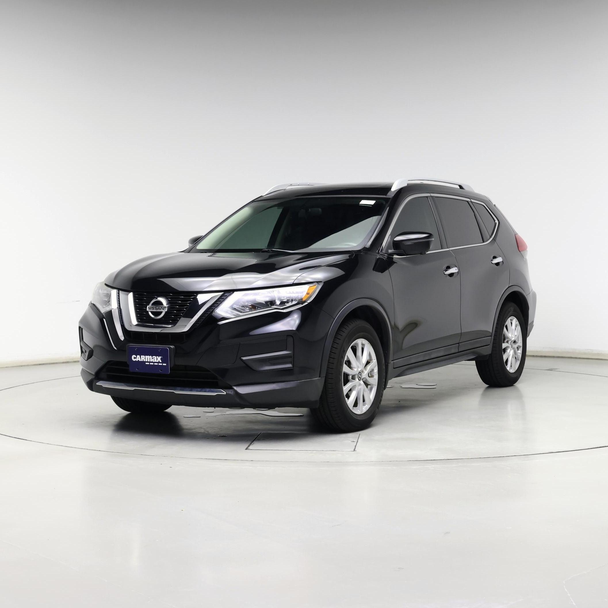 Thumbnail: 2017 Nissan Rogue - 4