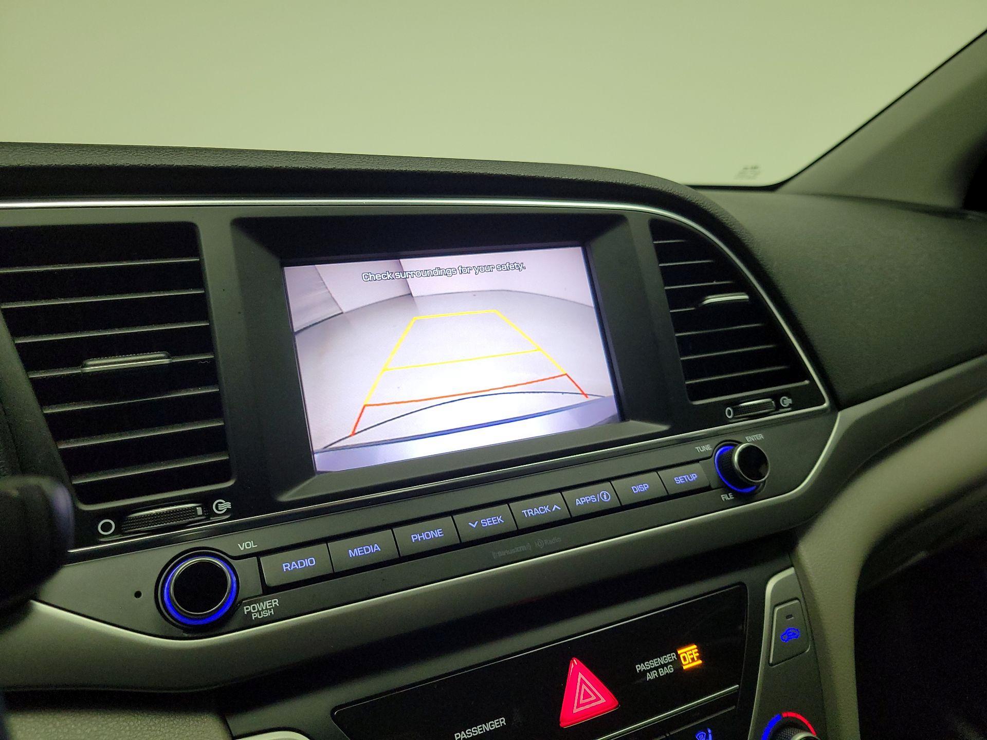 Thumbnail: 2018 Hyundai Elantra - 14