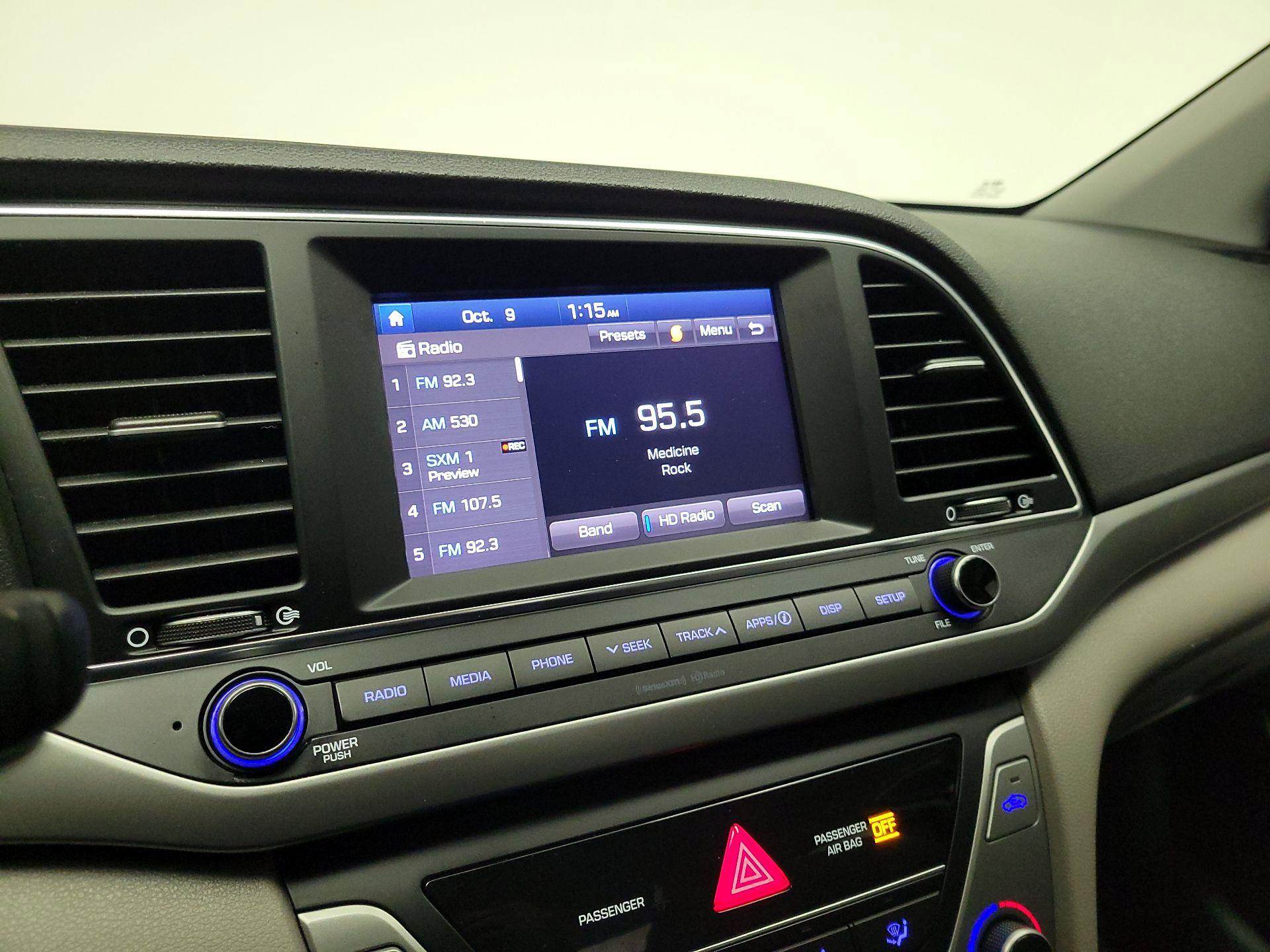 Thumbnail: 2018 Hyundai Elantra - 15
