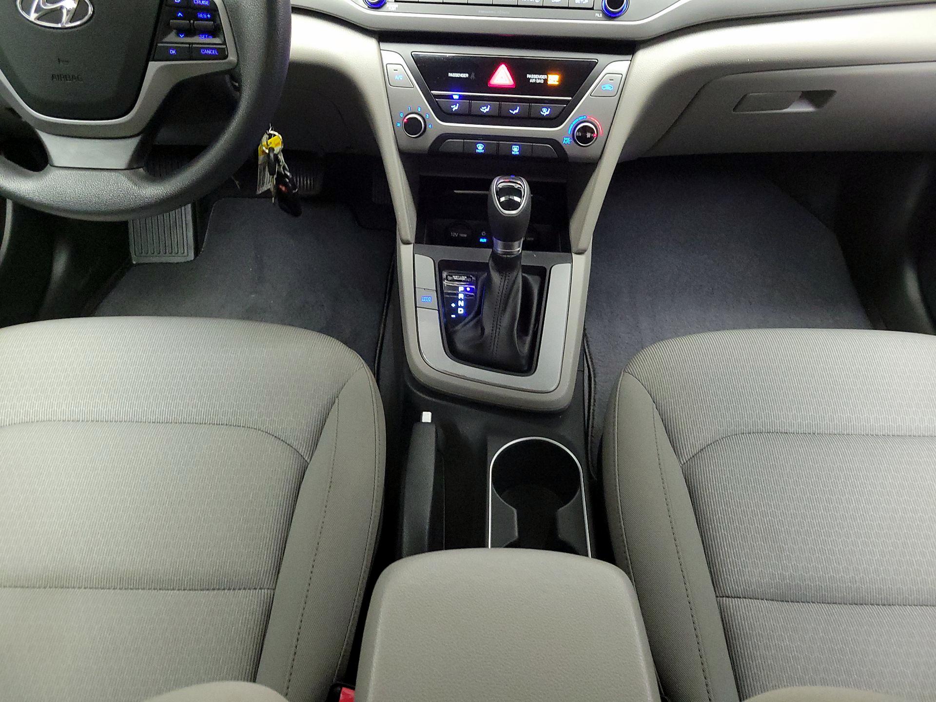 Thumbnail: 2018 Hyundai Elantra - 17