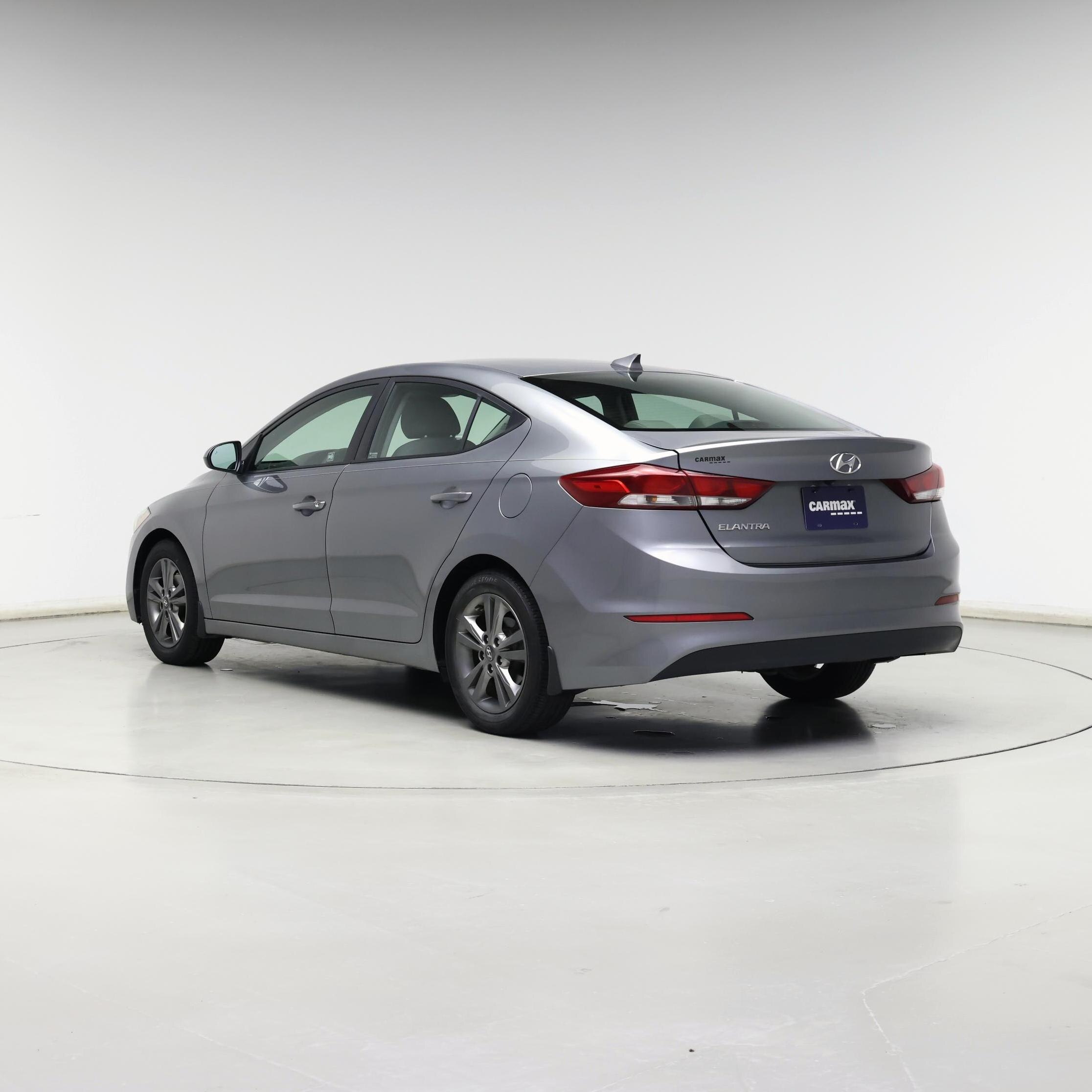 Thumbnail: 2018 Hyundai Elantra - 2