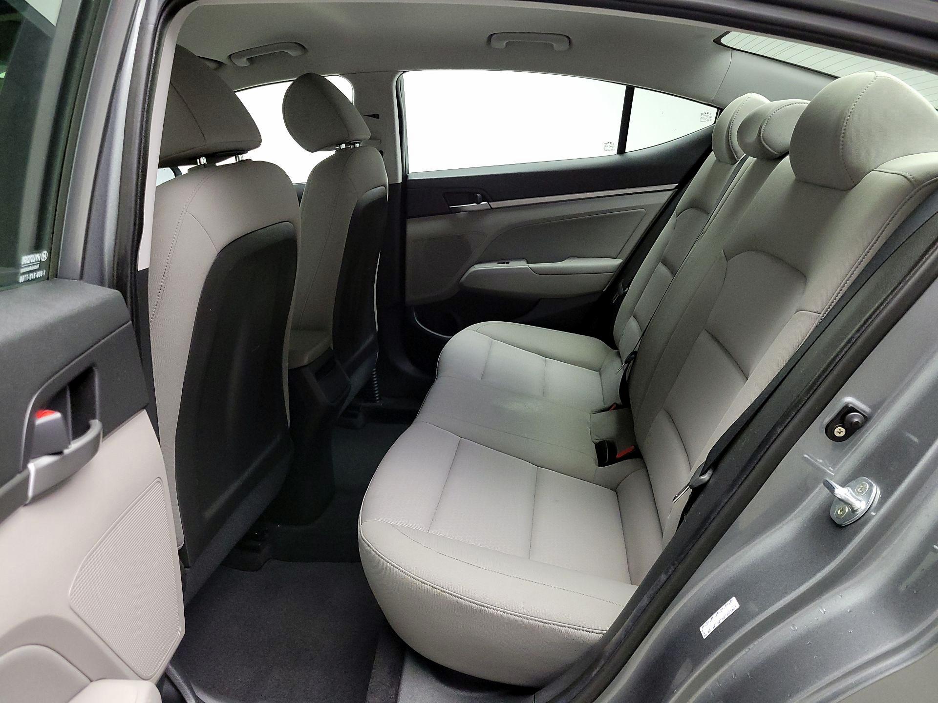 Thumbnail: 2018 Hyundai Elantra - 19