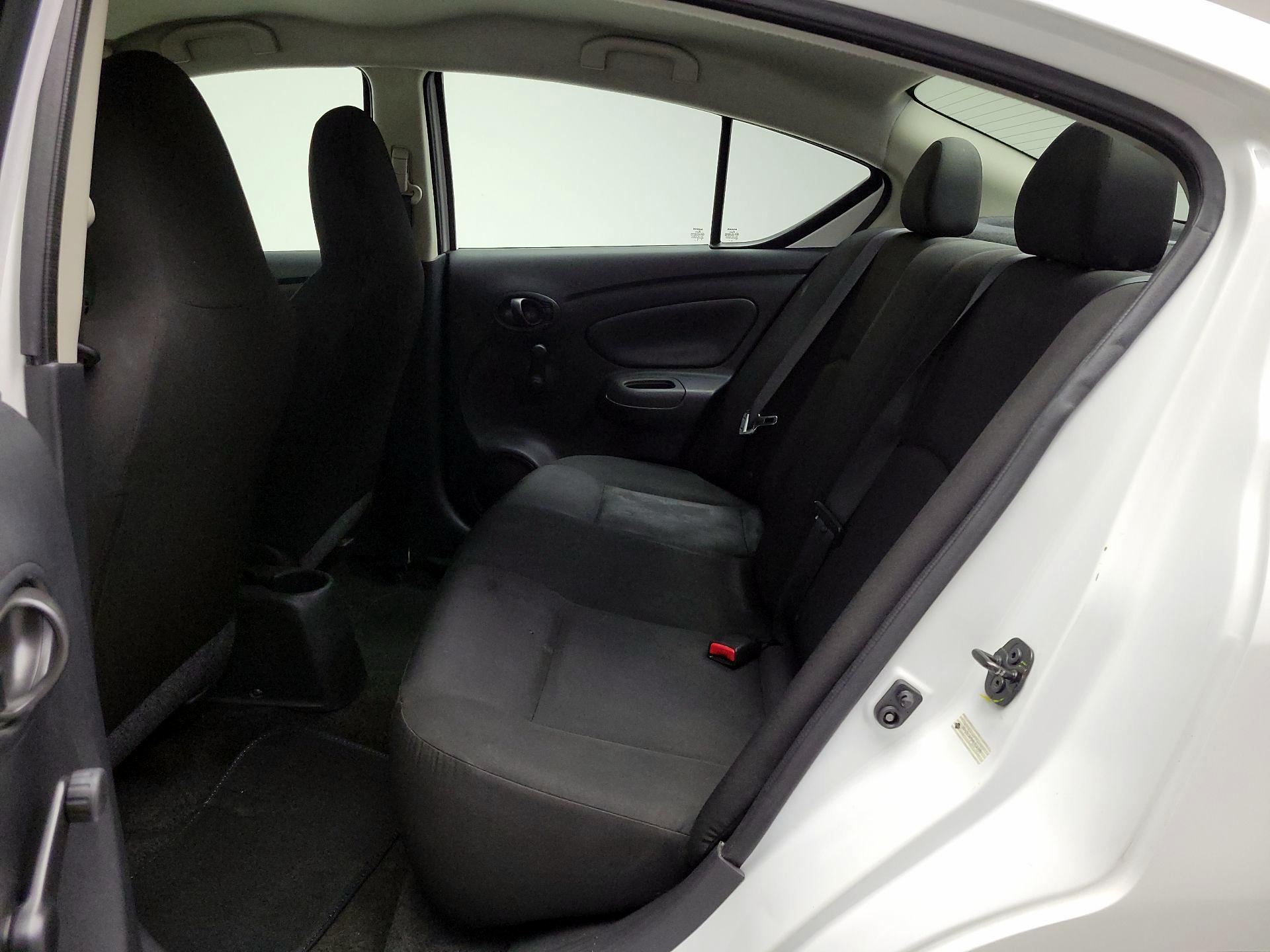 Thumbnail: 2017 Nissan Versa - 18