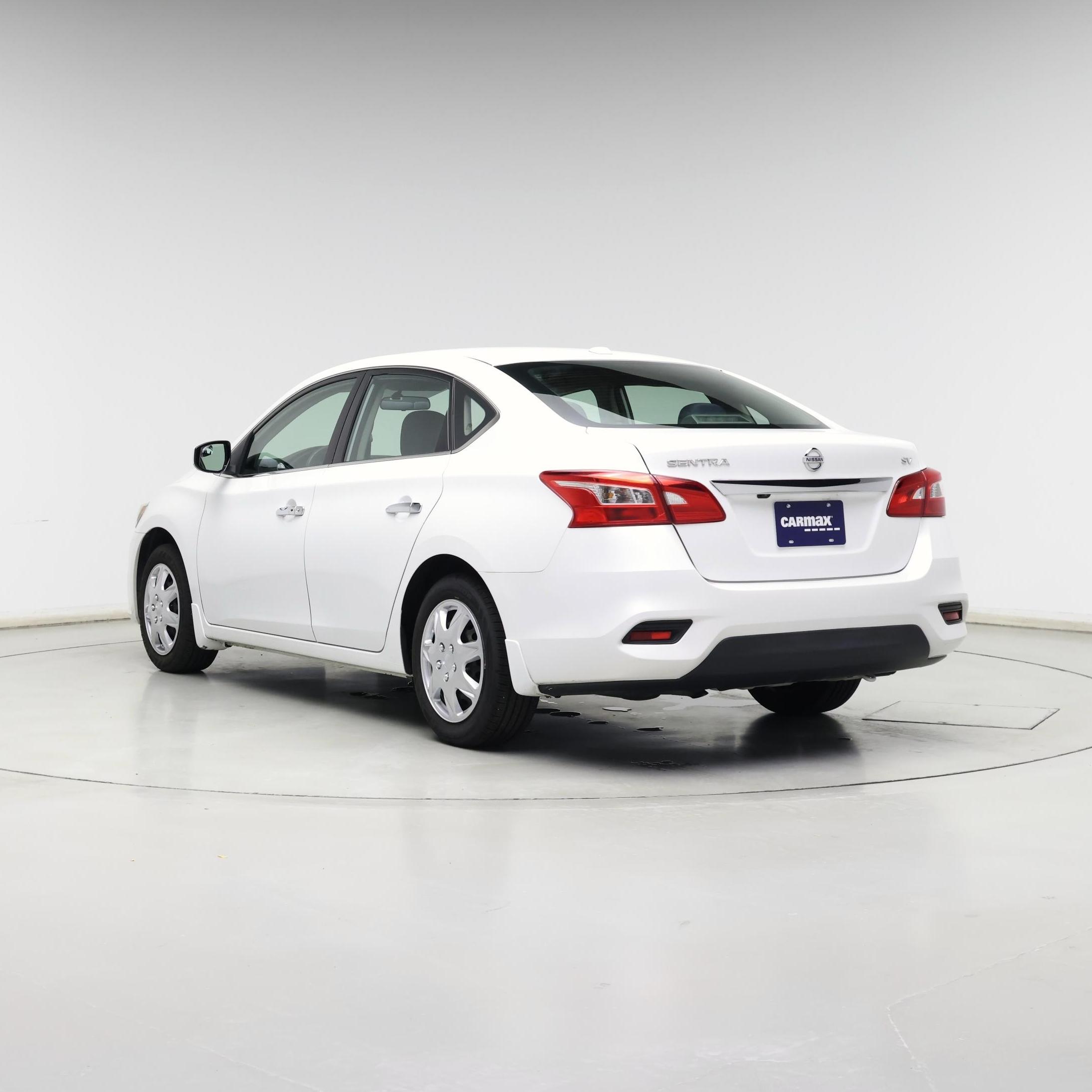 Thumbnail: 2016 Nissan Sentra - 2