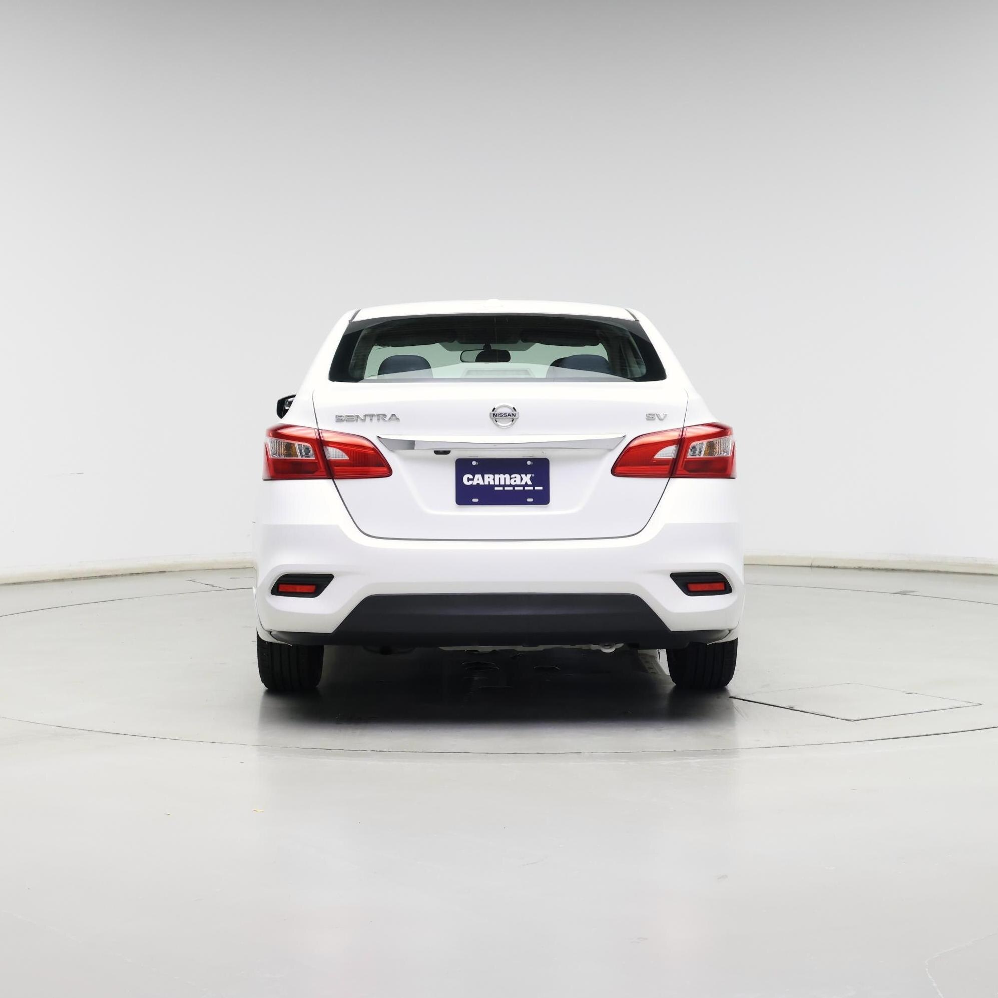 Thumbnail: 2016 Nissan Sentra - 6