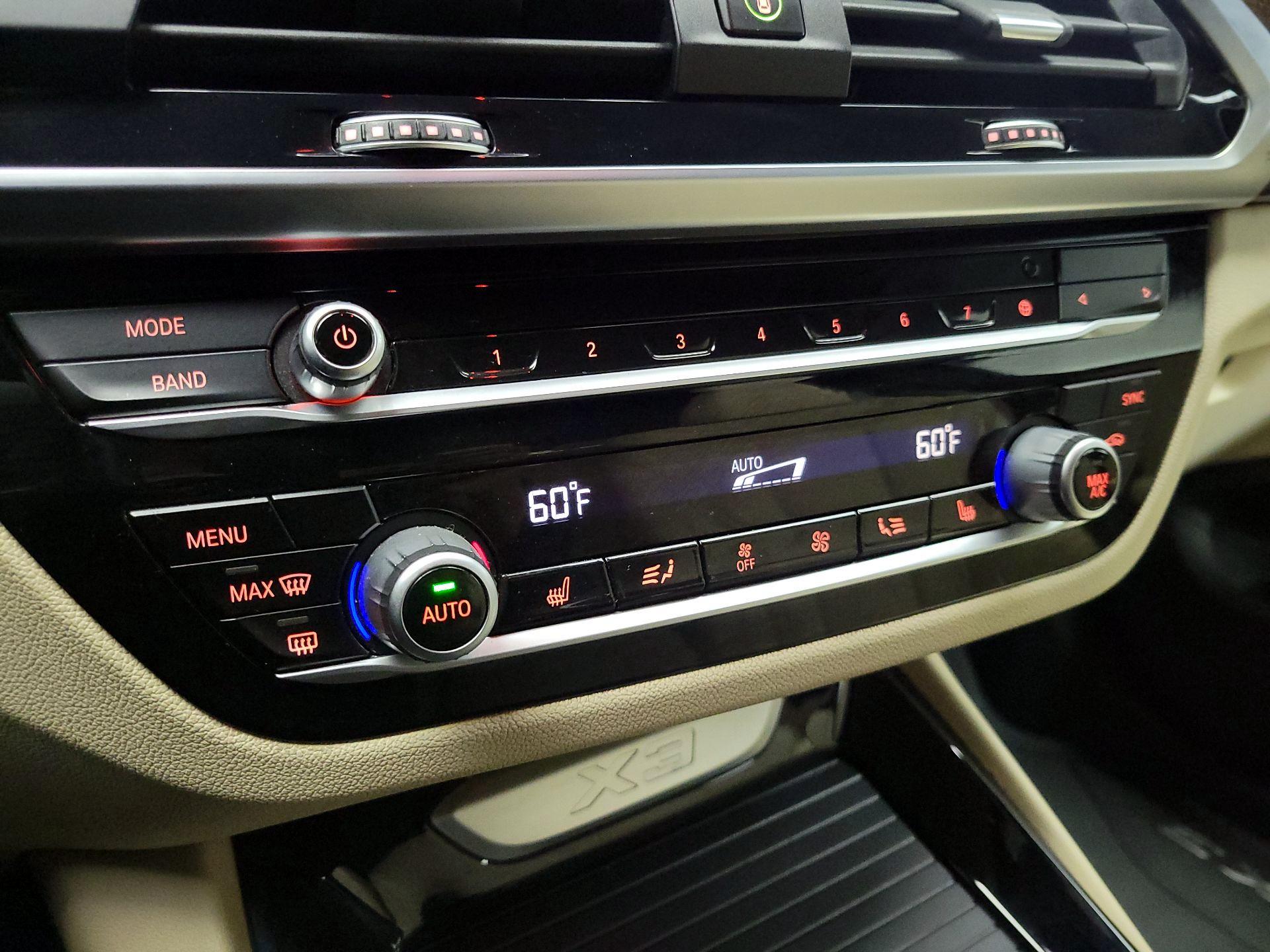 Thumbnail: 2019 BMW X3 - 16
