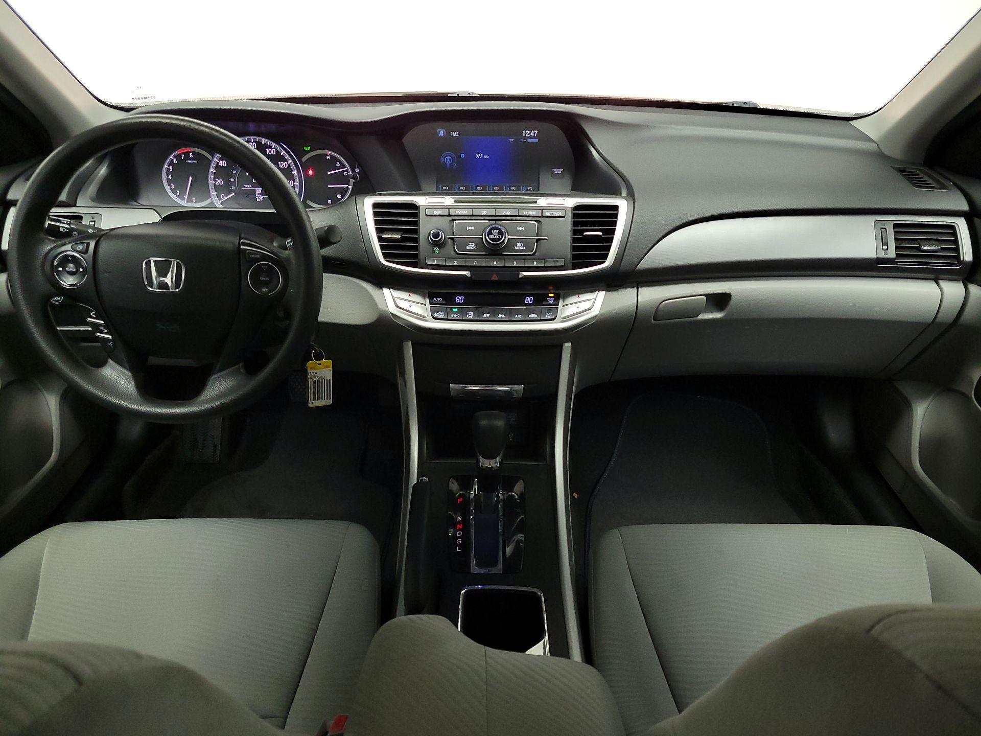 Thumbnail: 2015 Honda Accord - 9