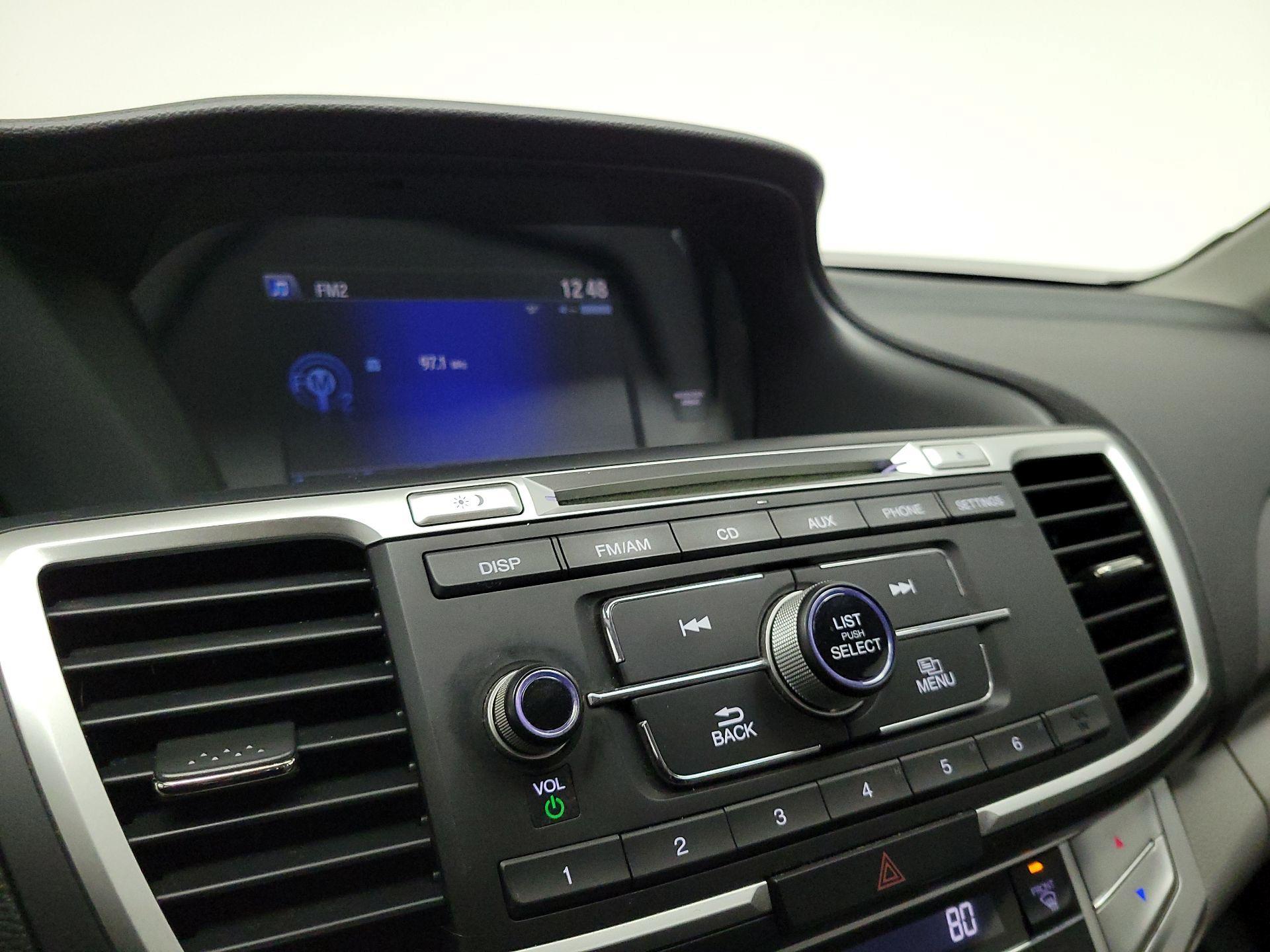 Thumbnail: 2015 Honda Accord - 15