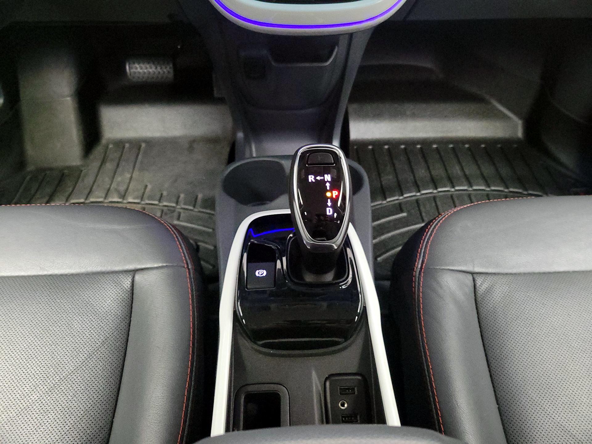 Thumbnail: 2019 Chevrolet Bolt EV - 17