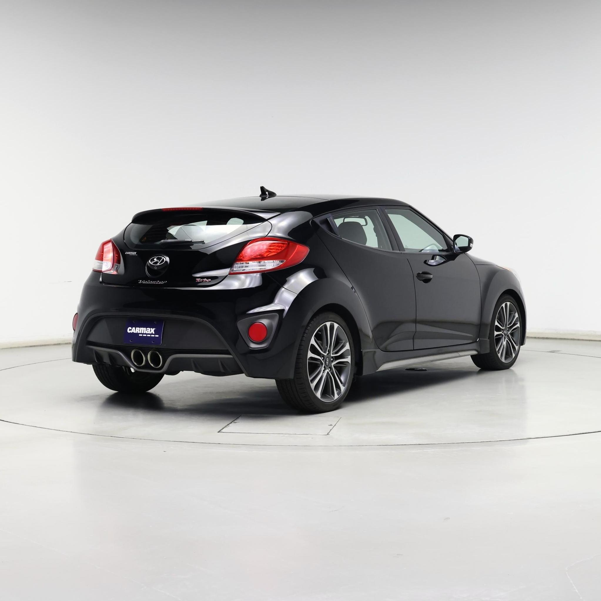Thumbnail: 2016 Hyundai Veloster - 8