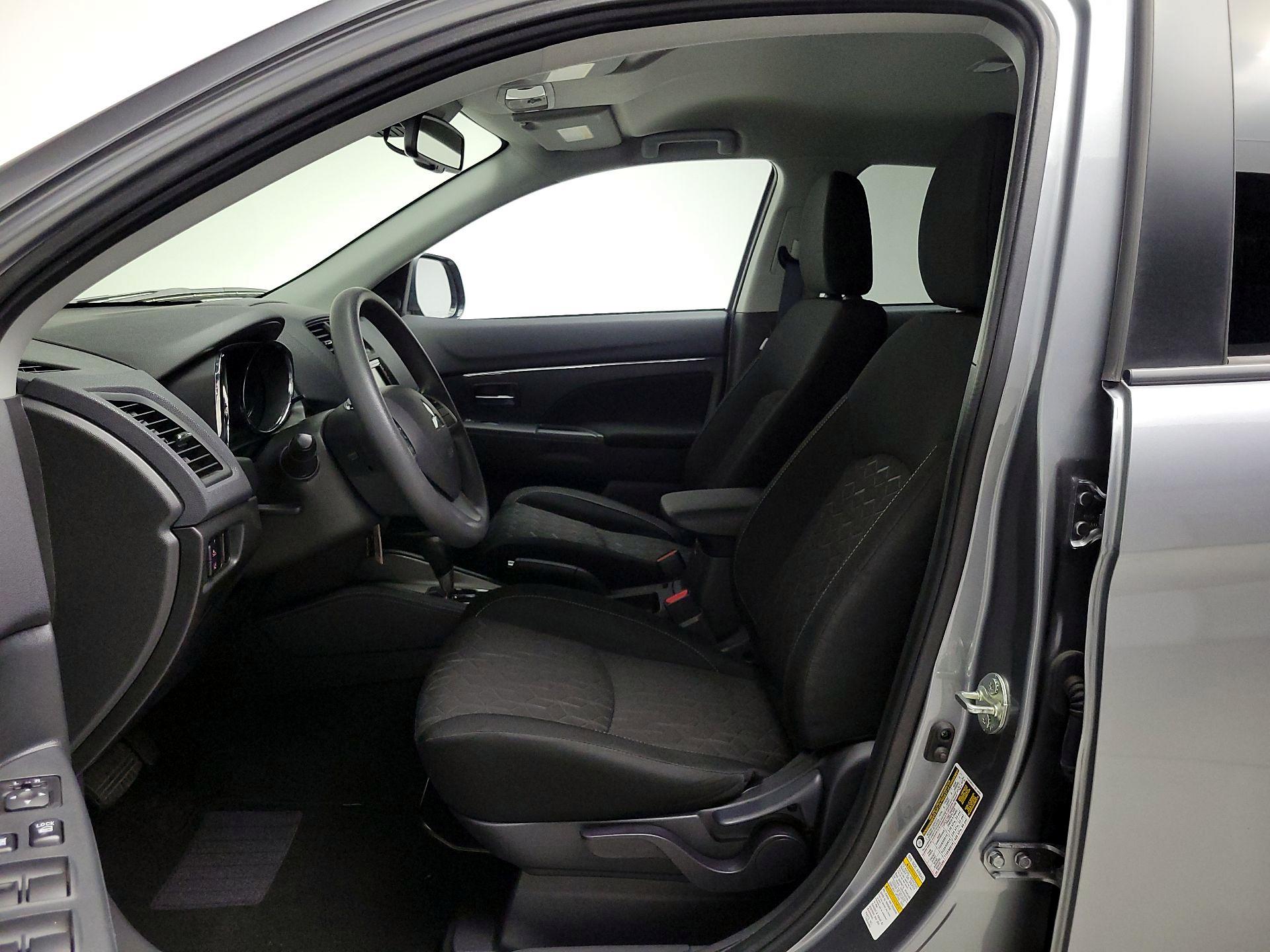 Thumbnail: 2021 Mitsubishi Outlander Sport - 11