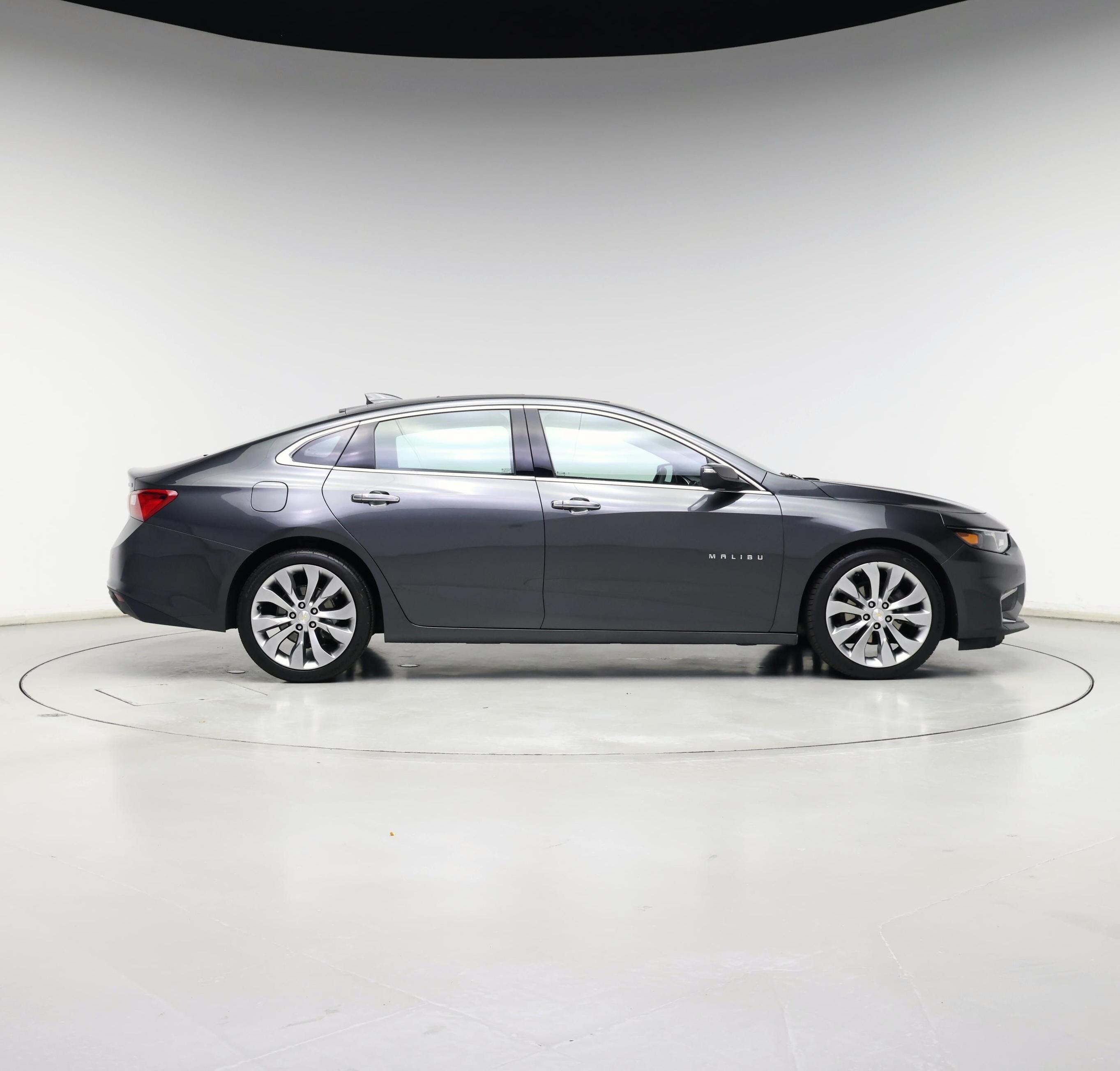 Thumbnail: 2016 Chevrolet Malibu - 7