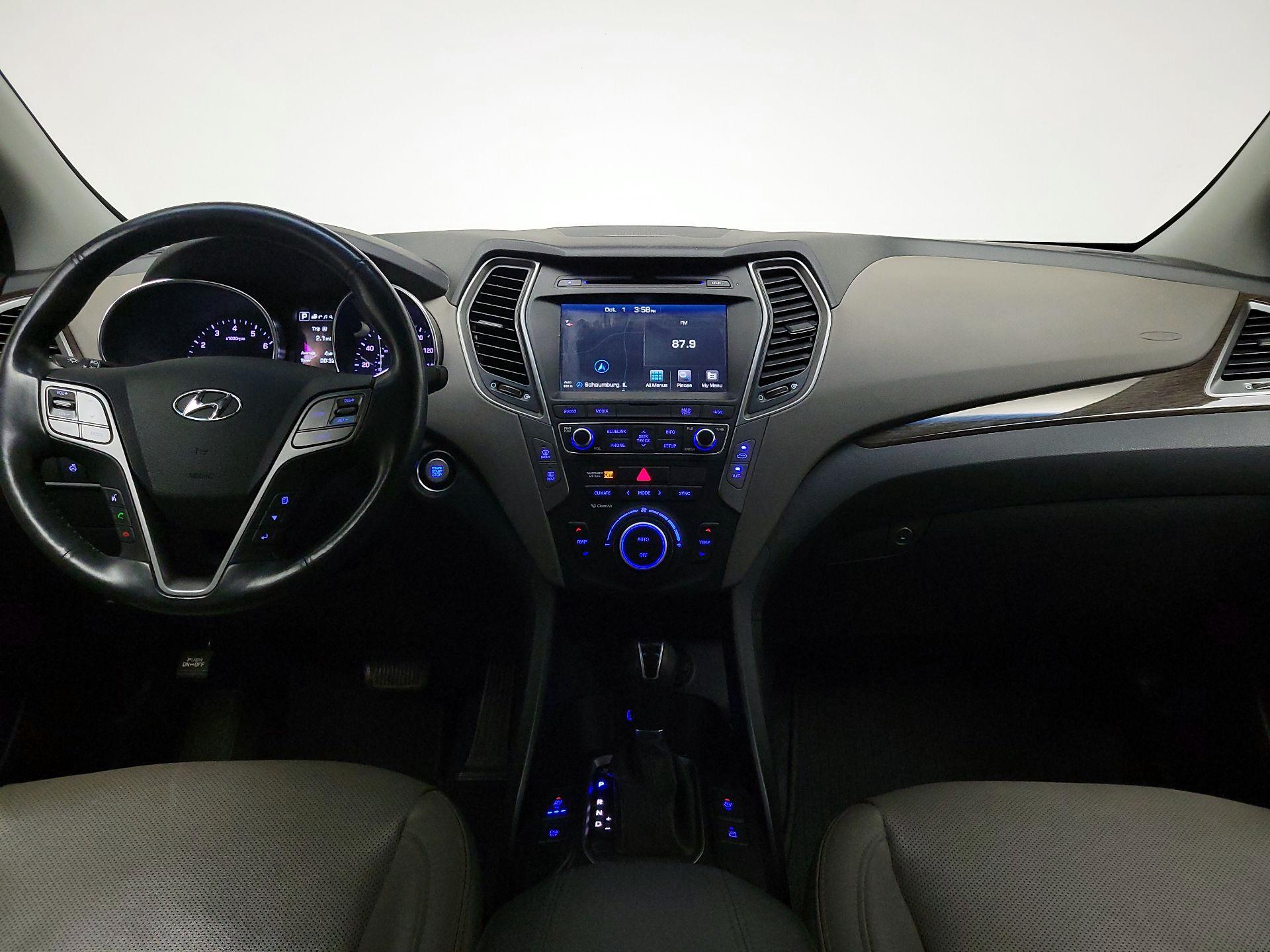 Thumbnail: 2017 Hyundai Santa Fe - 9