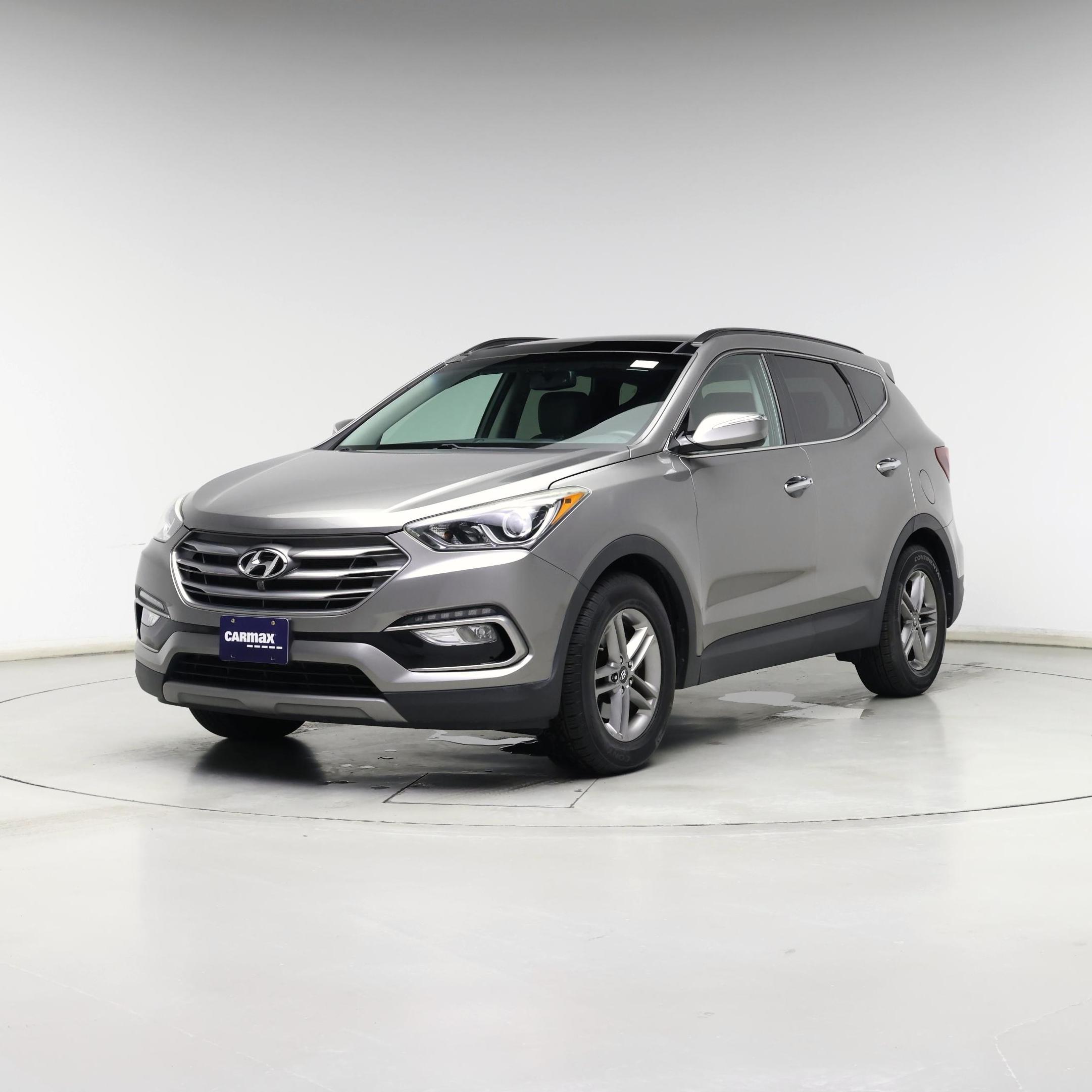 Thumbnail: 2017 Hyundai Santa Fe - 4