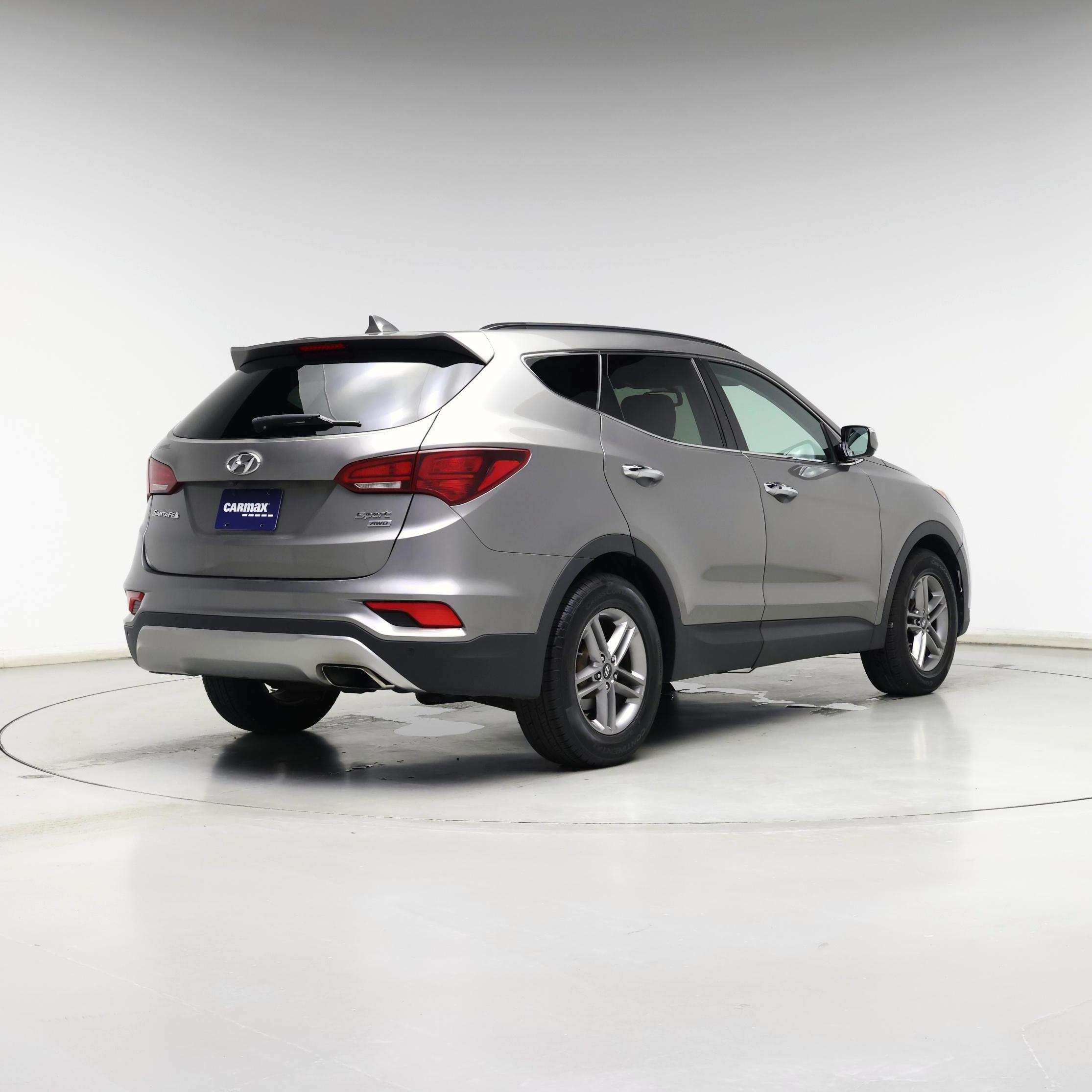 Thumbnail: 2017 Hyundai Santa Fe - 8