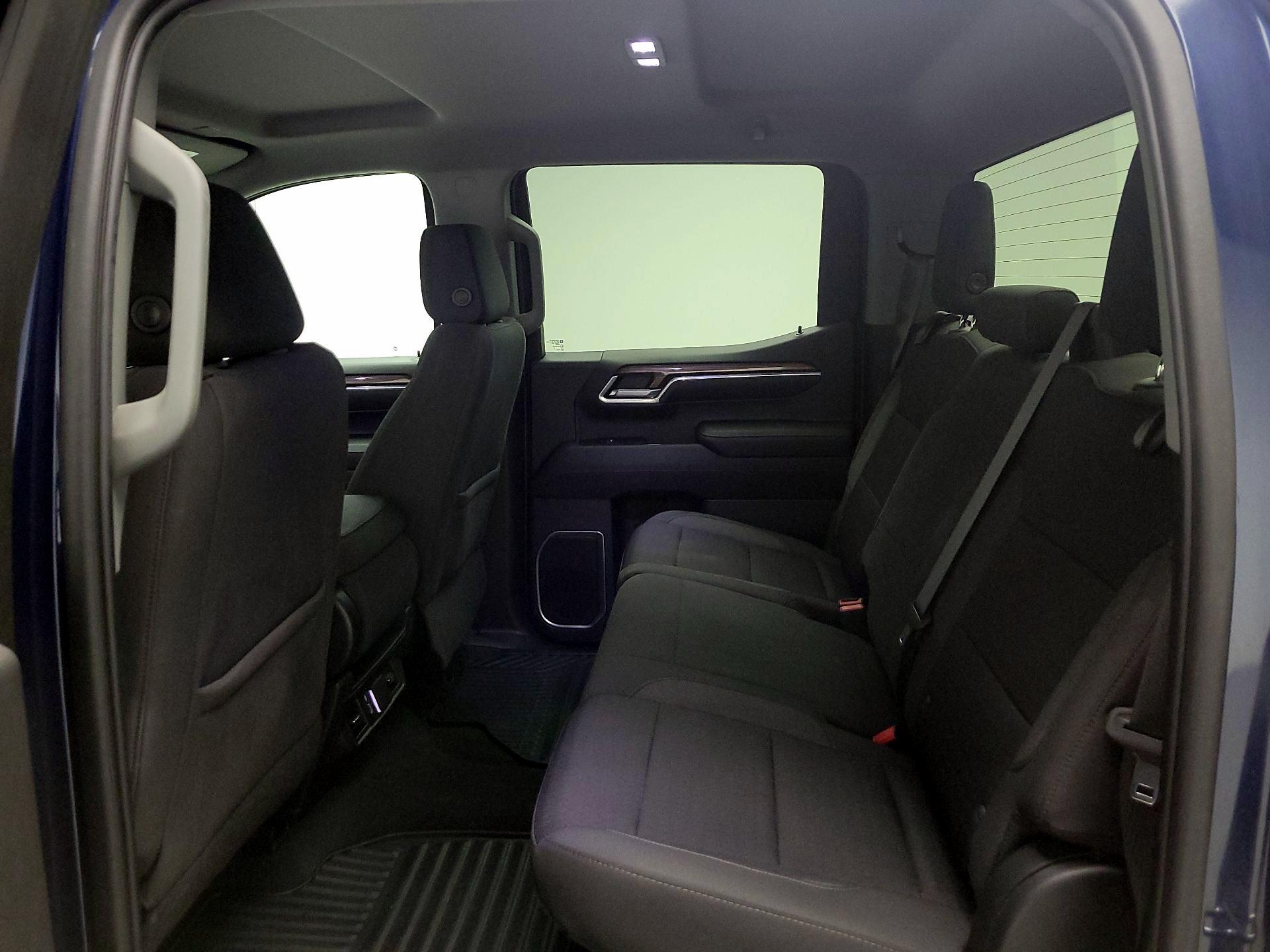 Thumbnail: 2022 Chevrolet Silverado 1500 - 20
