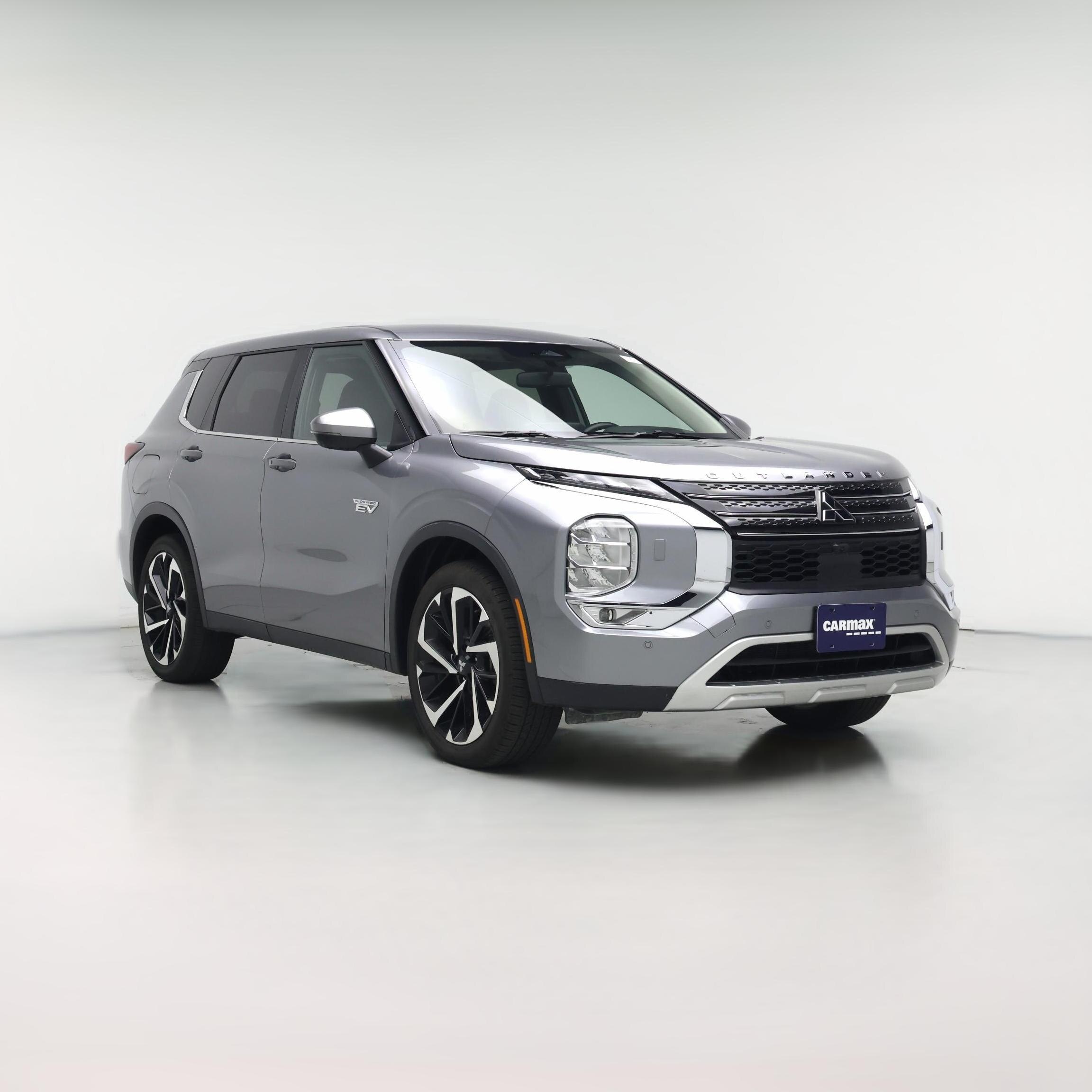 Thumbnail: 2024 Mitsubishi Outlander - 1
